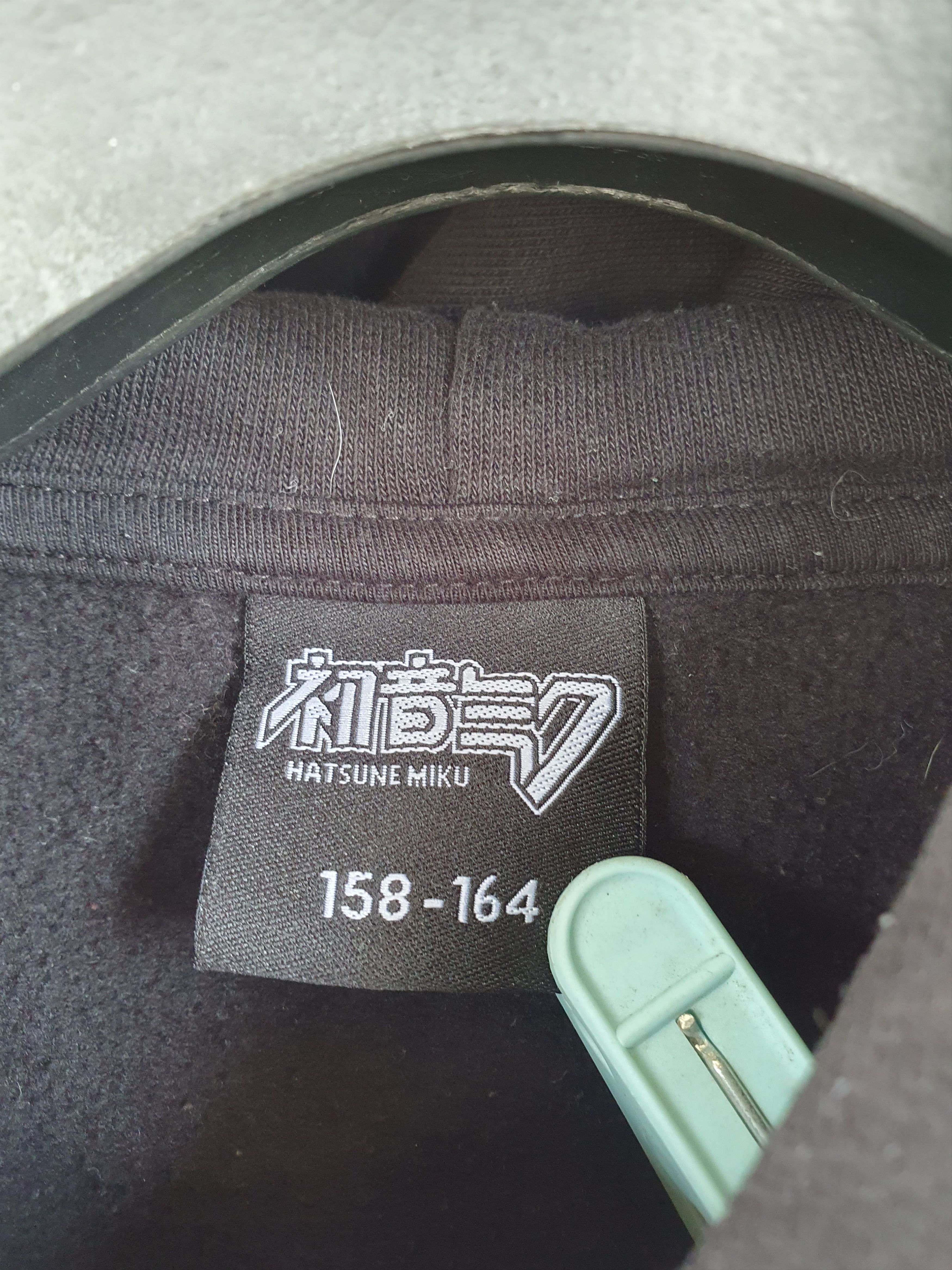 Anime × Japanese Brand Hatsune Miku by Crypton Future Media Hoodie sz S(158-164) Size US S / EU 44-46 / 1 - 4 Thumbnail
