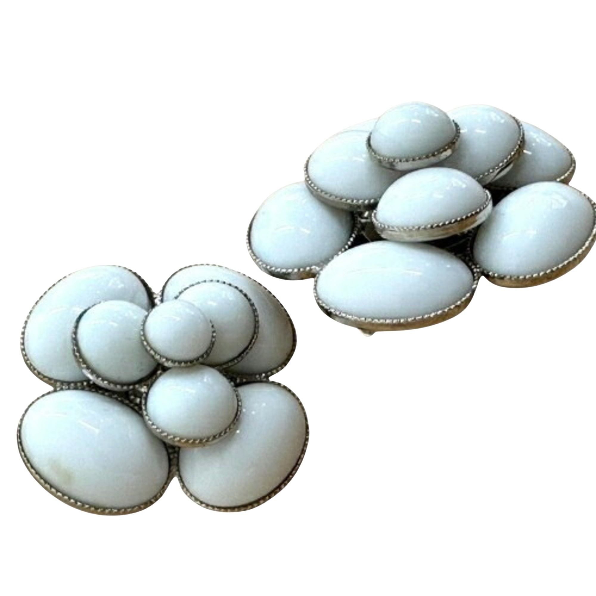 Chanel Chanel Camellia earring Size ONE SIZE - 1 Thumbnail