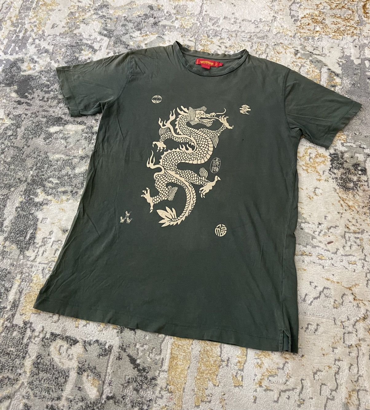 Shanghai Tang ICONIC DRAGON SHANGHAI TANG TEES Size US L / EU 52-54 / 3 - 4 Thumbnail