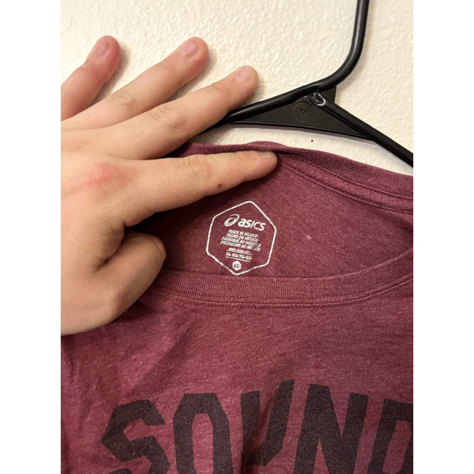 Asics ASICS WOMAN'S "SOUND MIND SOUND BODY" TSHIRT XL BURGUNDY/GRAPHICS/SHORT SLEEVE/POLOVER/NON-DECORATIVE? Size XL / US 12-14 / IT 48-50 - 2 Thumbnail