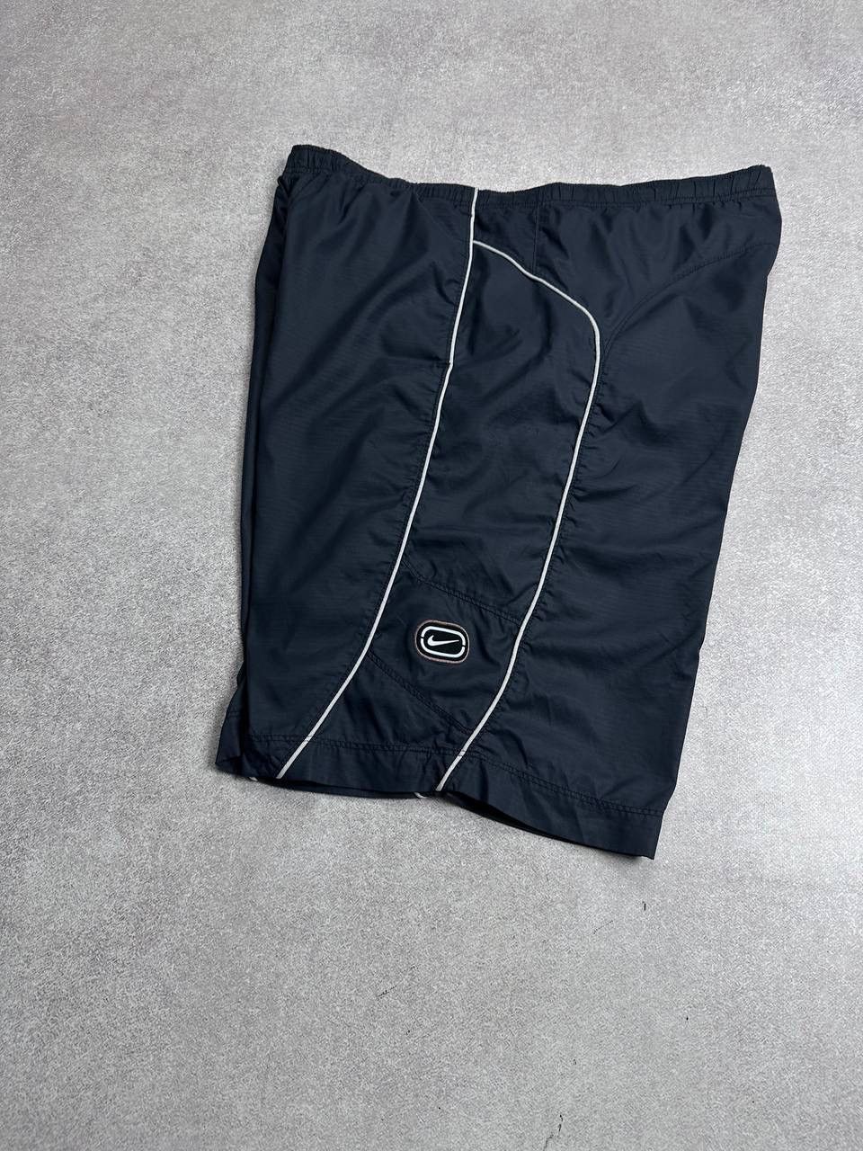 Nike Vintage Nike Swoosh Tn Skepta Style Nylon Shorts Y2K L Size US 34 / EU 50 - 9 Thumbnail