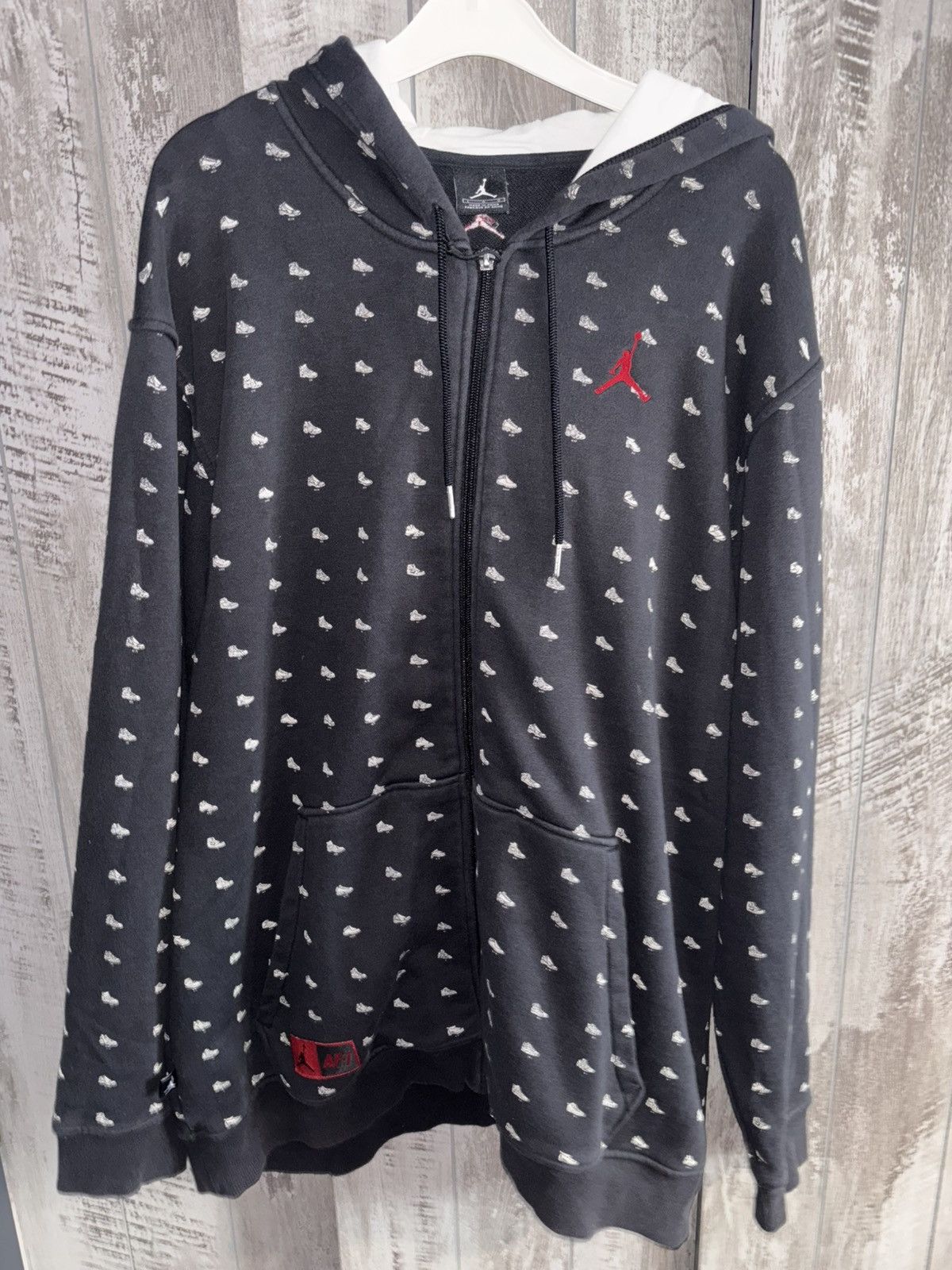 Jordan Brand L Jordan AF-1 graphic sneaker hoodie with embroidered logo Size US L / EU 52-54 / 3 - 1 Thumbnail