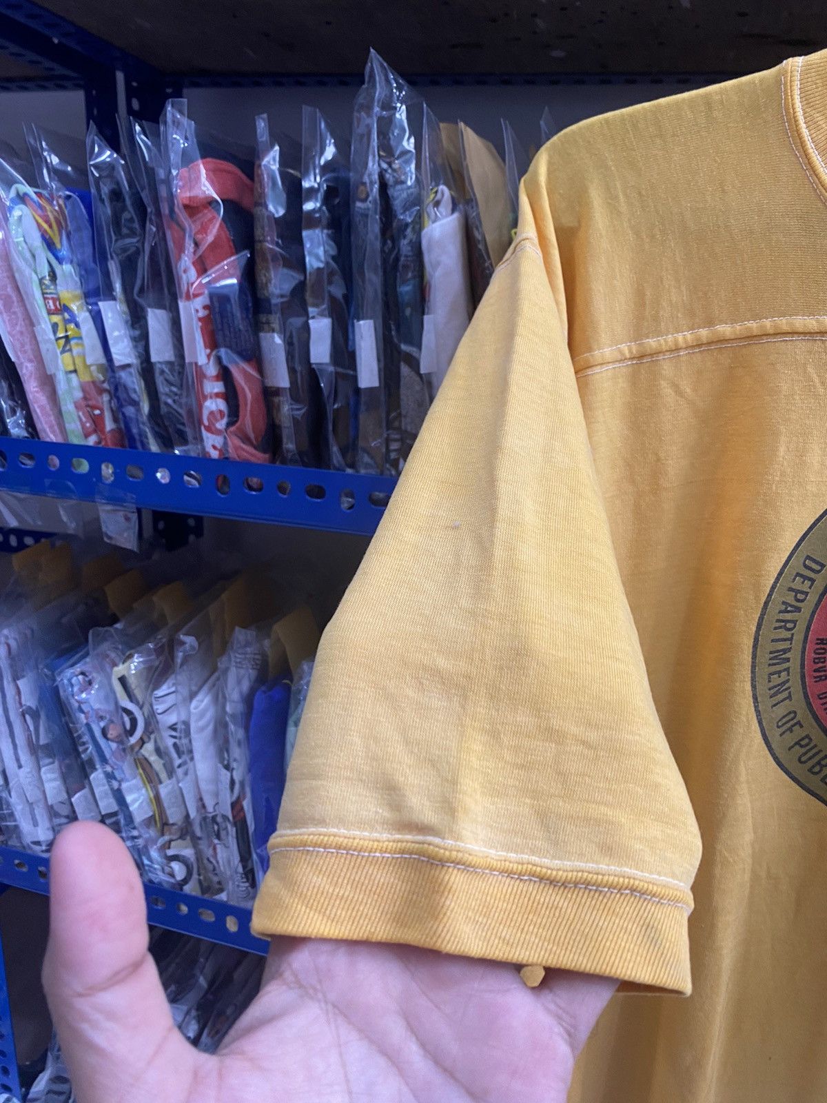 Vintage VINTAGE TSHIRT Size US M / EU 48-50 / 2 - 10 Thumbnail