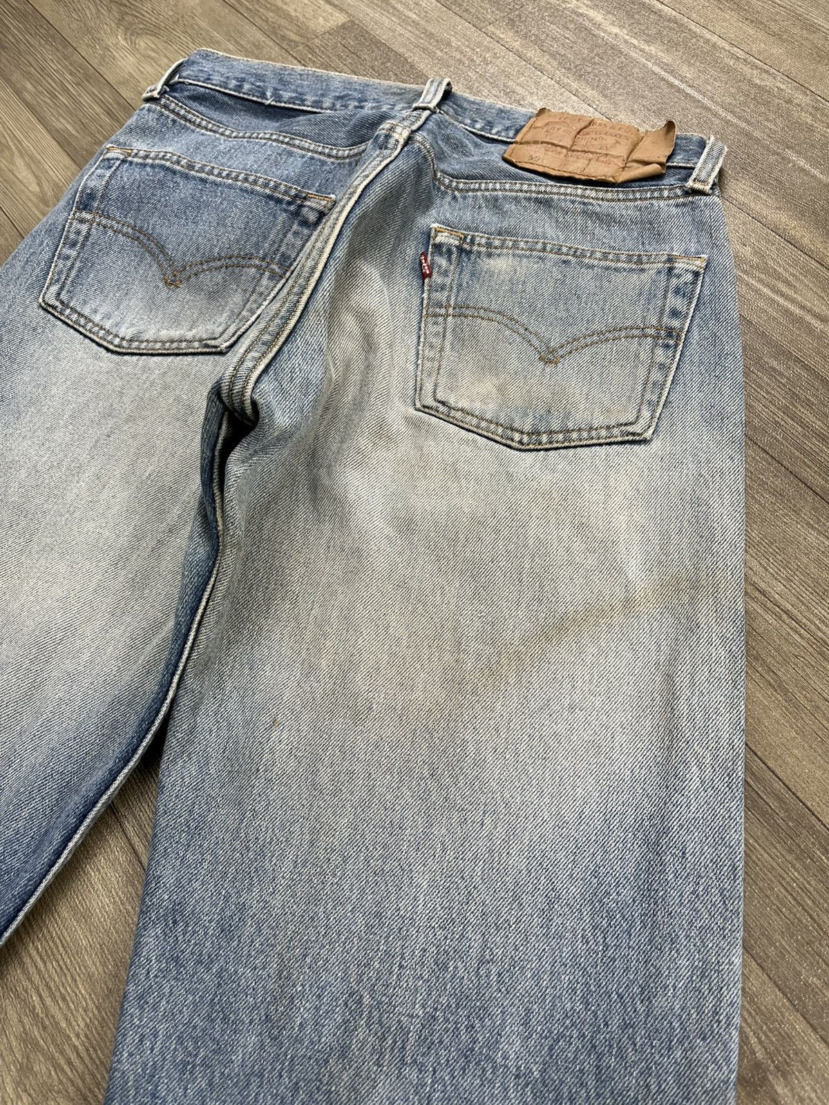 Levi's Vintage Clothing 🇺🇸1990s Vintage Levis 501 LVC 30x34 Light Blue Straight Jeans Size US 30 / EU 46 - 20 Thumbnail