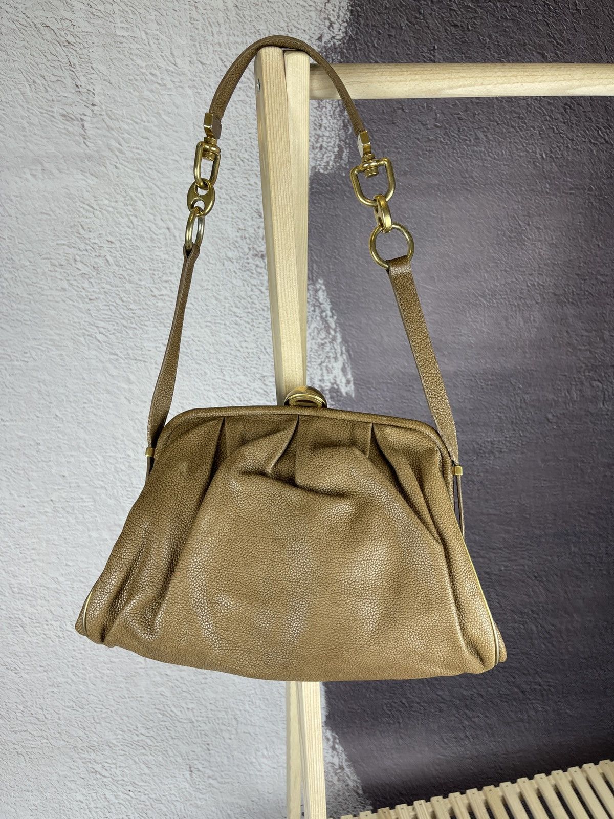 Dolce & Gabbana Vintage Dolce & Gabbana Bag Fall Runway 2006 Size ONE SIZE - 18 Thumbnail