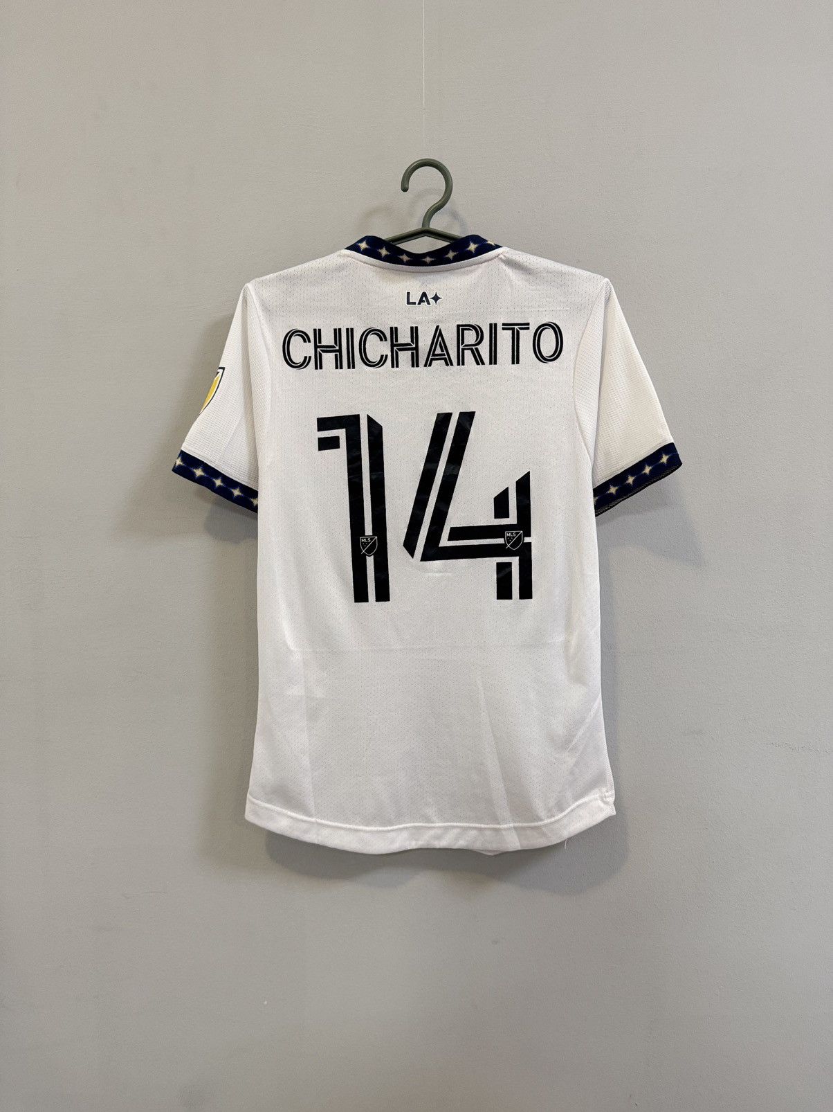 Adidas Adidas LA Galaxy 22/23 Home Authentic Jersey Chicharito Size US S / EU 44-46 / 1 - 10 Thumbnail