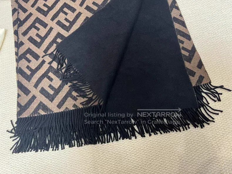Fendi Fendi size 140*150cm Double-Sided Cashmere Cloak Shawl, Bla Size ONE SIZE - 5 Thumbnail