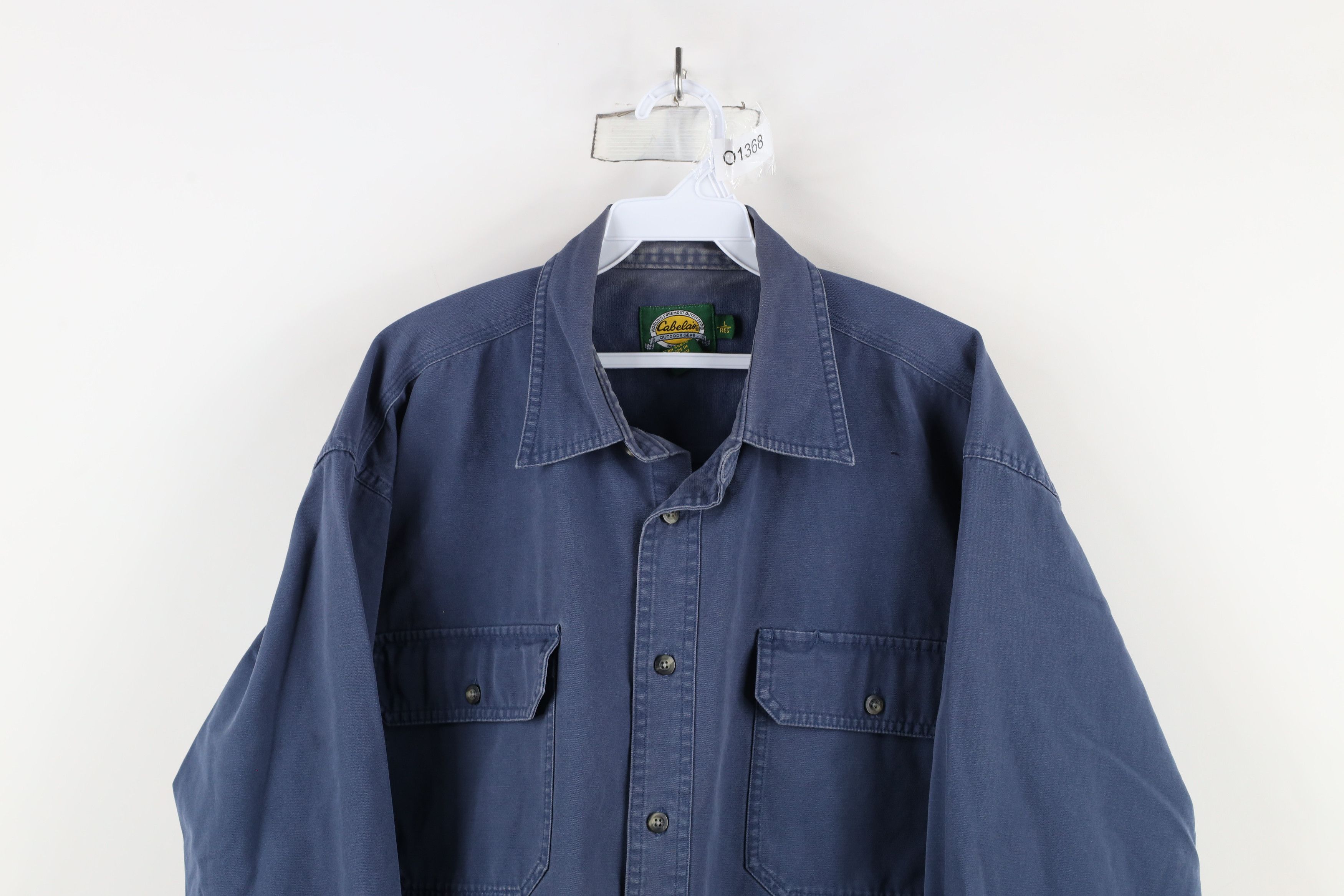Cabelas × Vintage Vintage Cabelas Heavyweight Cotton Button Down Shirt Blue Size US L / EU 52-54 / 3 - 2 Thumbnail