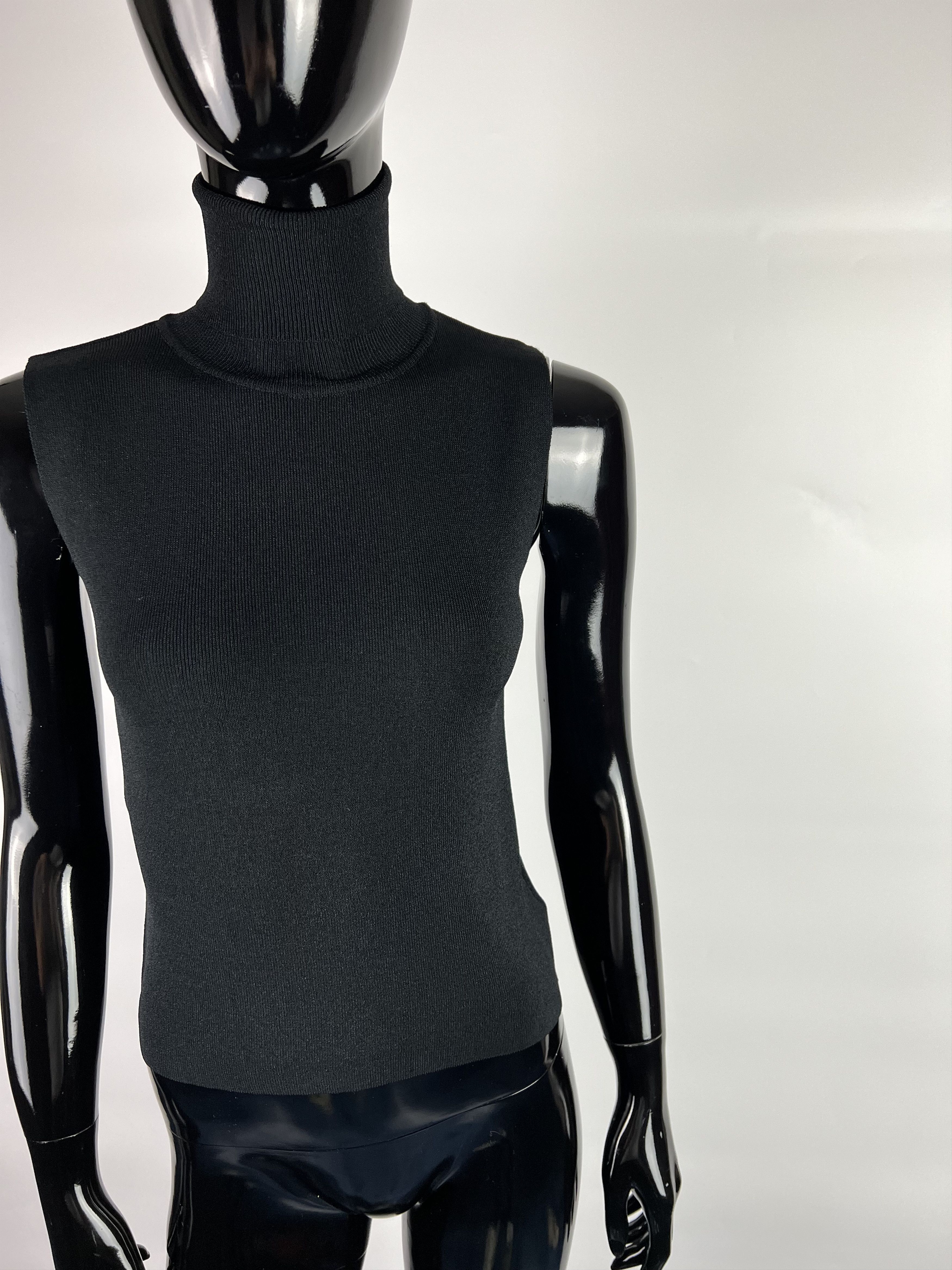 Miu Miu Miu Miu Women's Black Turtleneck Top Vest Size IT44 Size M / US 6-8 / IT 42-44 - 1 Thumbnail