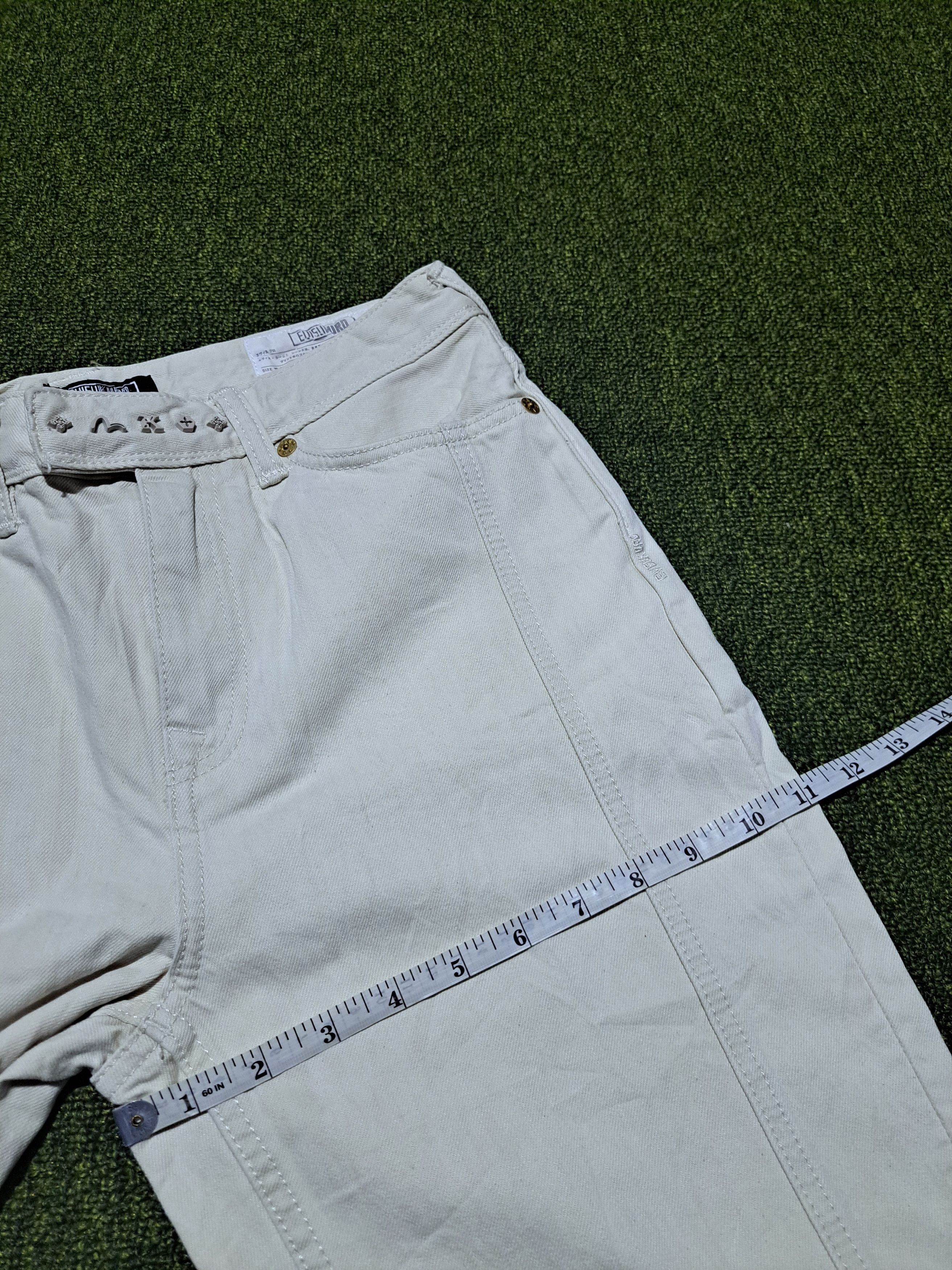Evisu EVISU KURO Embossed Logo Cropped Jeans Women Sz 26 Size 26" / US 2 / IT 38 - 19 Thumbnail