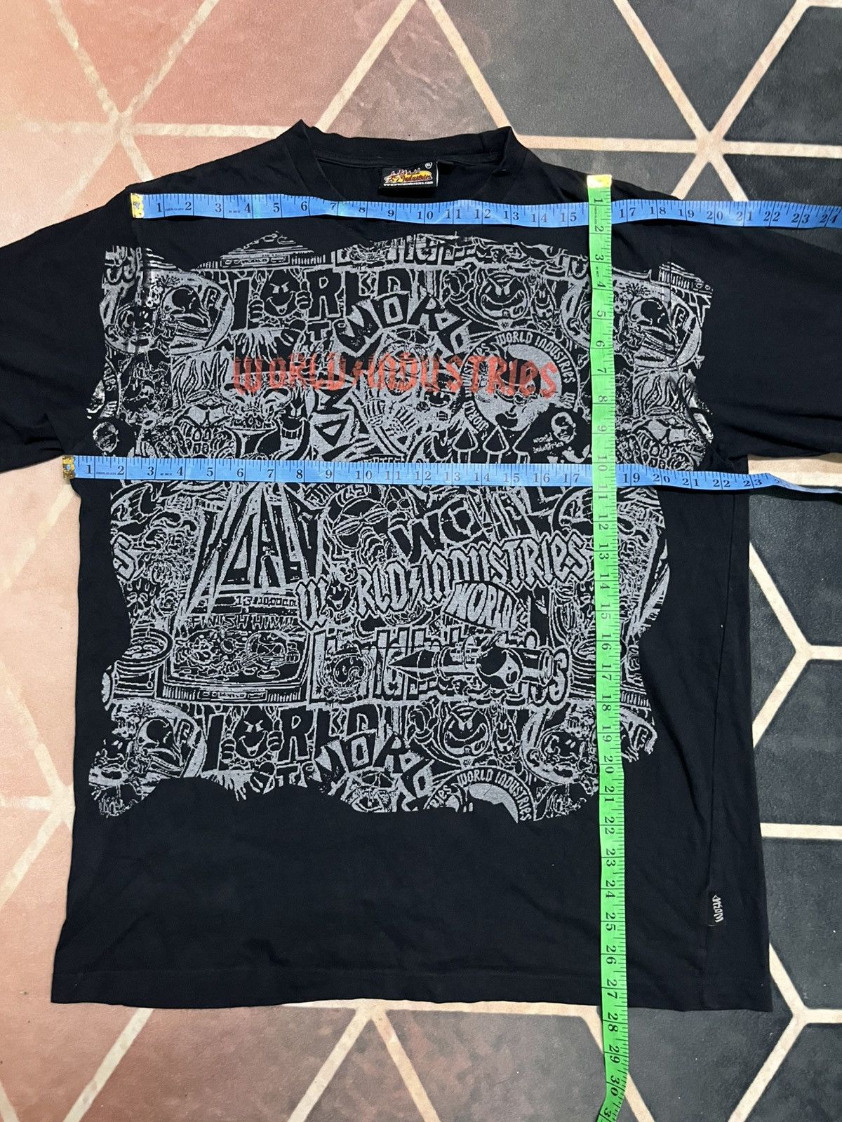 World Industries World industries skateboard overprint fullprint ter Size US XL / EU 56 / 4 - 10 Thumbnail