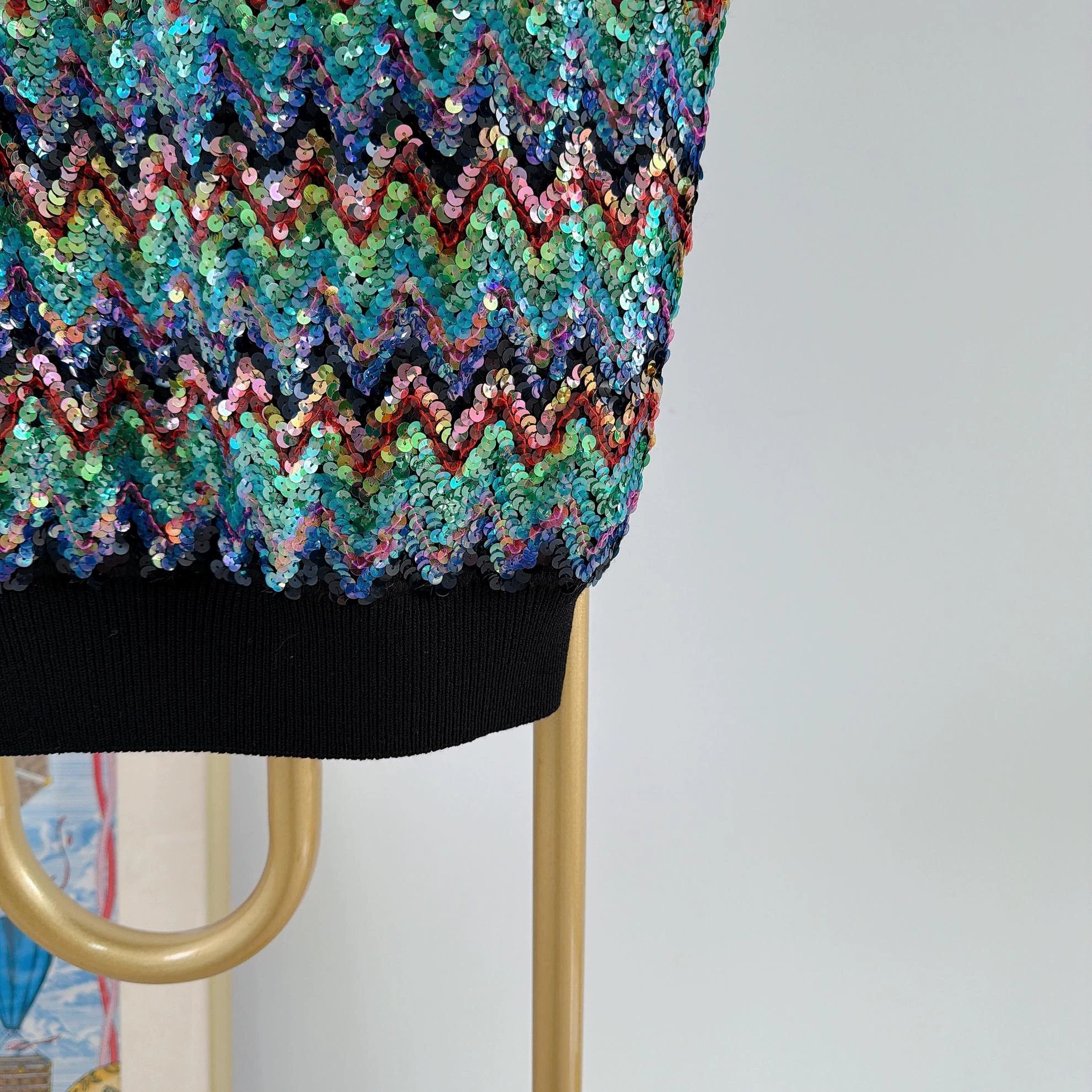 Louis Vuitton Louis Vuitton Colorful Sequin Vest S 6402 Size S / US 4 / IT 40 - 5 Thumbnail