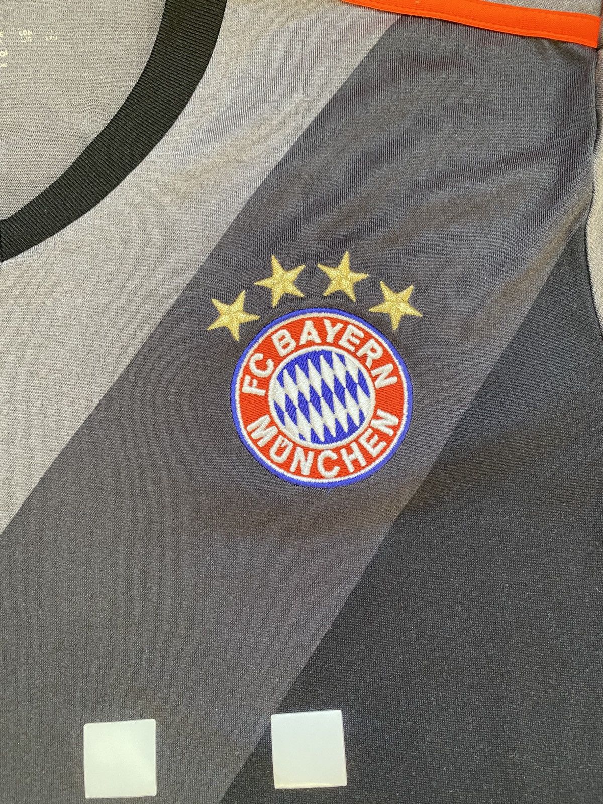 Vintage Adidas BAYERN MUNICH 2016 2017 Football Shirt Soccer Jersey Size US M / EU 48-50 / 2 - 6 Thumbnail