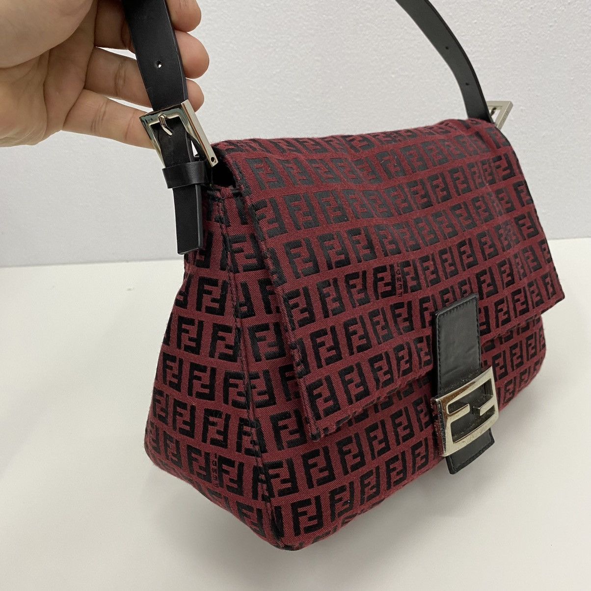 Fendi ‼️LASTDROP‼️ AUTHENTIC FENDI MAMMA ZUCCHINO SHOULDER BAG Size ONE SIZE - 6 Thumbnail