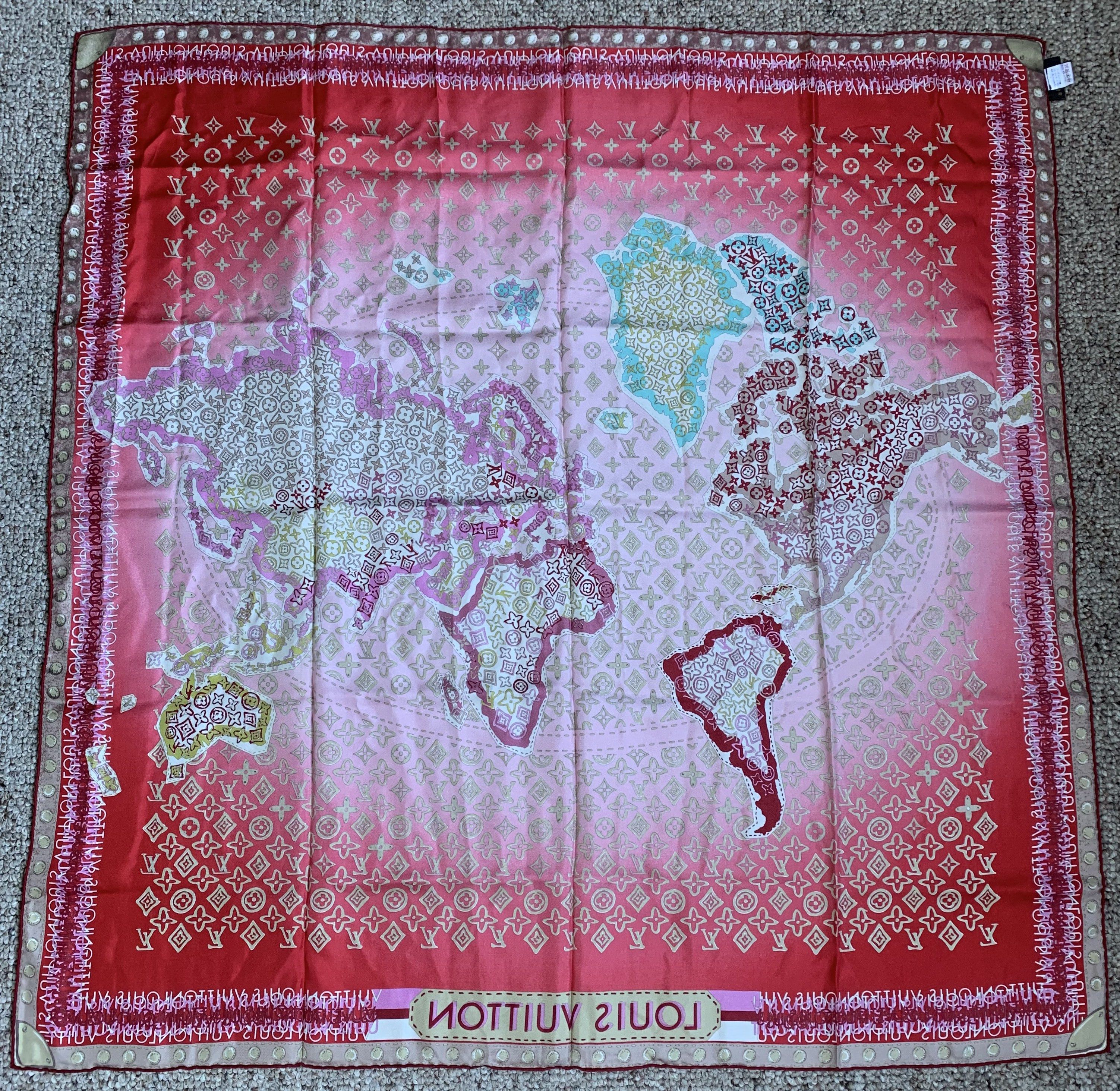Louis Vuitton Louis Vuitton Silk Monogram World Map Scarf Size ONE SIZE - 5 Thumbnail