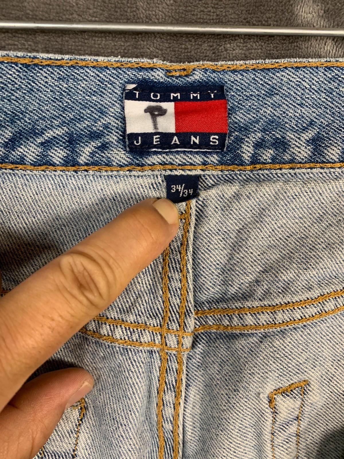 Tommy Hilfiger Tommy Hilfiger Big Flag Patch Jeans Baggy Denim 33/32 (230) Size US 33 - 5 Thumbnail