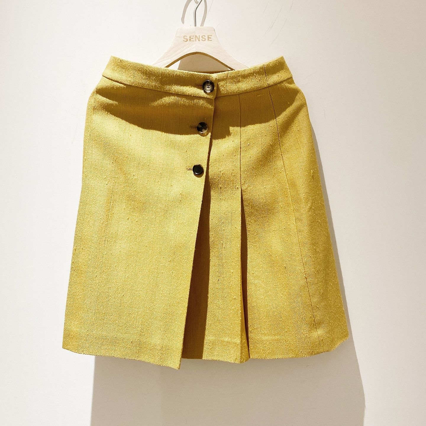 Loro Piana Loro Piana Yellow Silk Mini Skirt Size 38 Size 26" / US 2 / IT 38 - 1 Thumbnail