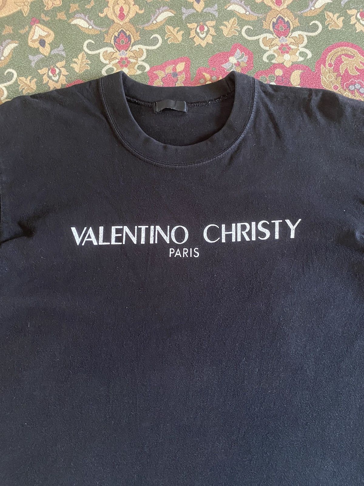 Valentino Valentino Christy Paris Spell Out Tee Size US M / EU 48-50 / 2 - 3 Thumbnail
