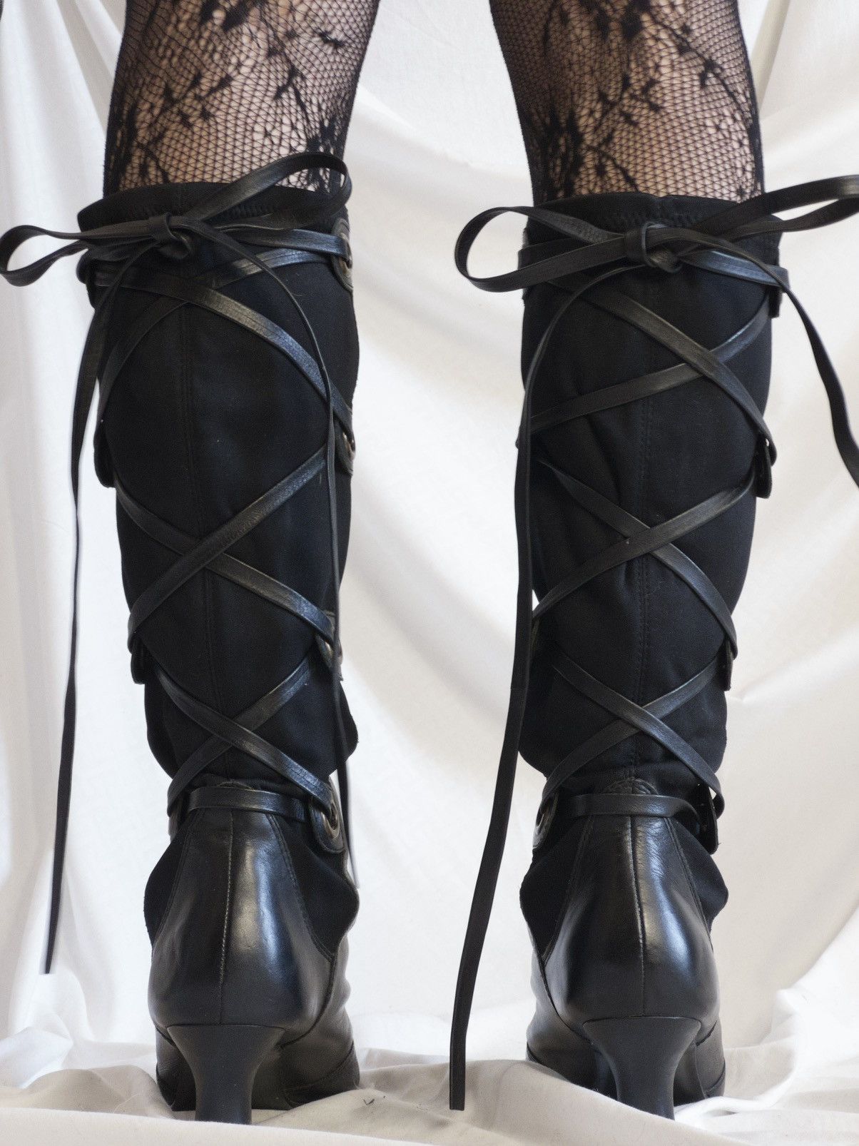 Vintage Black lace-up knee high boots with elastic back panel Size US 9 / IT 39 - 5 Thumbnail