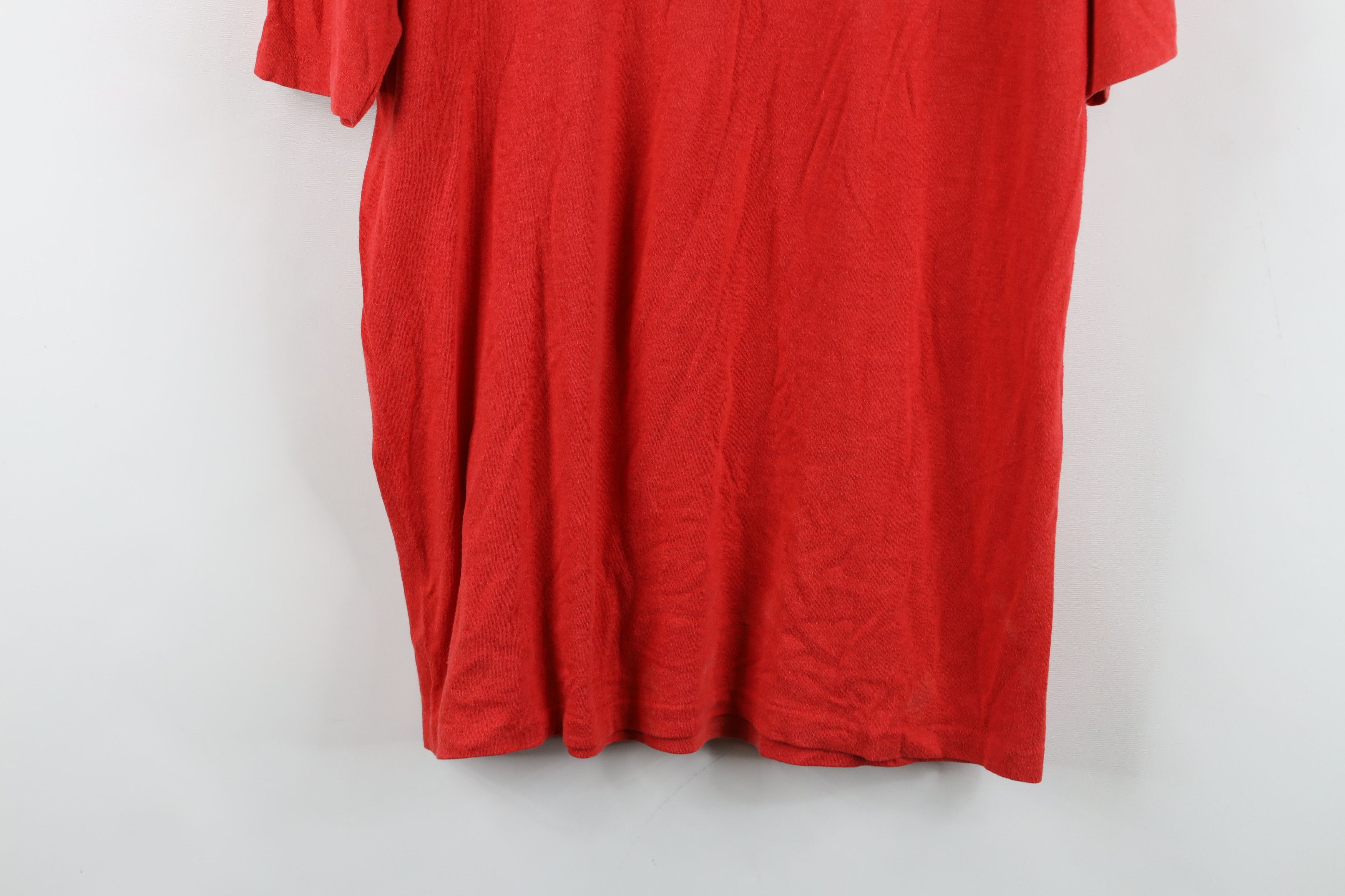 Vintage Vintage 70s 80s Hersheys Twizzlers Licorice T-Shirt Red USA Size XL / US 12-14 / IT 48-50 - 14 Thumbnail