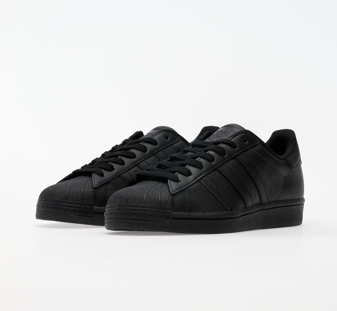 Adidas adidas Superstar, a classic low-top sneaker Size US 10 / EU 43 - 10 Thumbnail