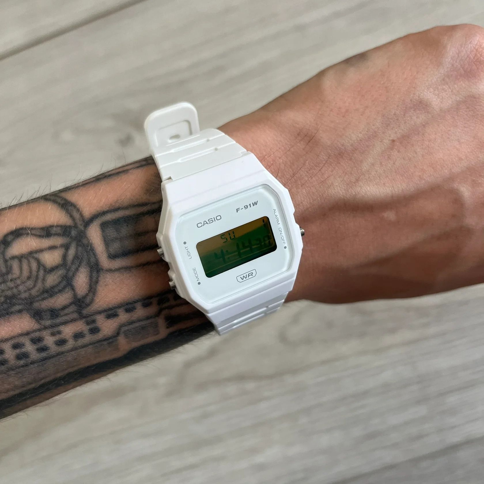Casio Casio F-91W "Gold Opal" White & Opal Digital Watch Size ONE SIZE - 4 Thumbnail