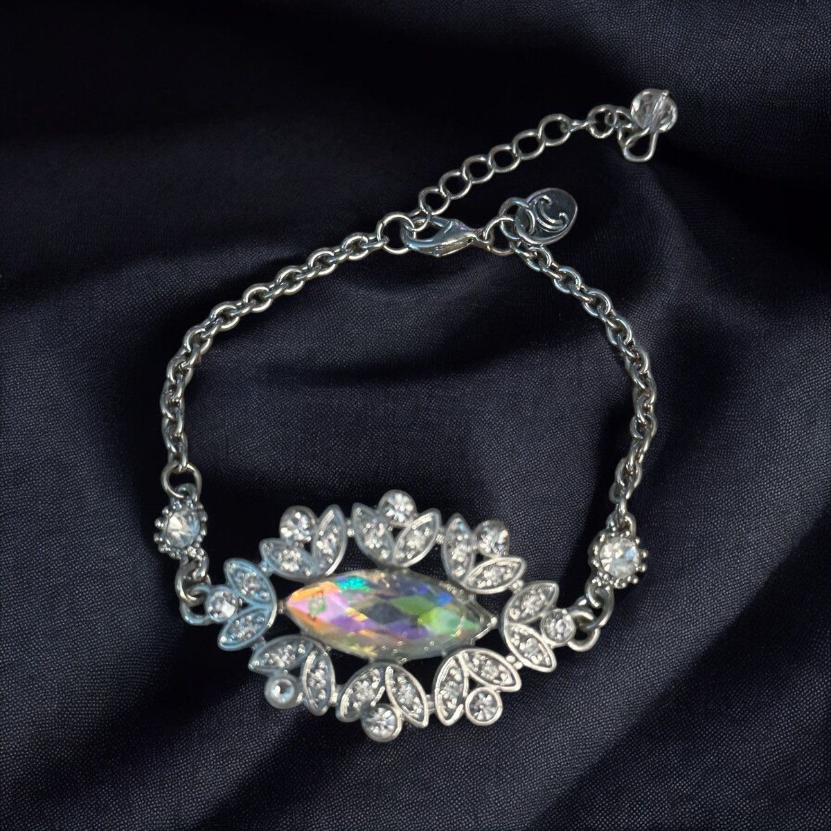 Other Charming Charlie AB rhinestone flower chain bracelet Size ONE SIZE - 1 Thumbnail