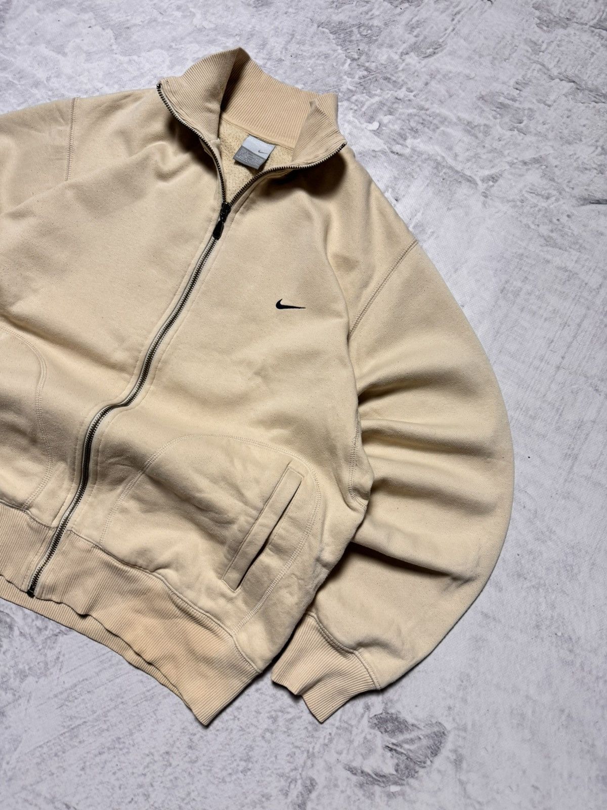 Nike × Vintage 00s Nike Vintage Mini Swoosh Oversize Pullover Sweatshirt Size US M / EU 48-50 / 2 - 3 Thumbnail