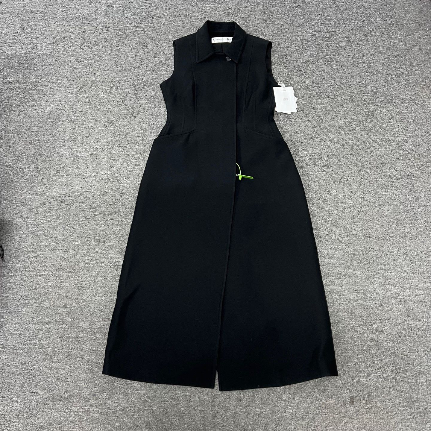 Dior Dior Black Sleeveless Wool Dress Size XS / US 0-2 / IT 36-38 - 1 Thumbnail