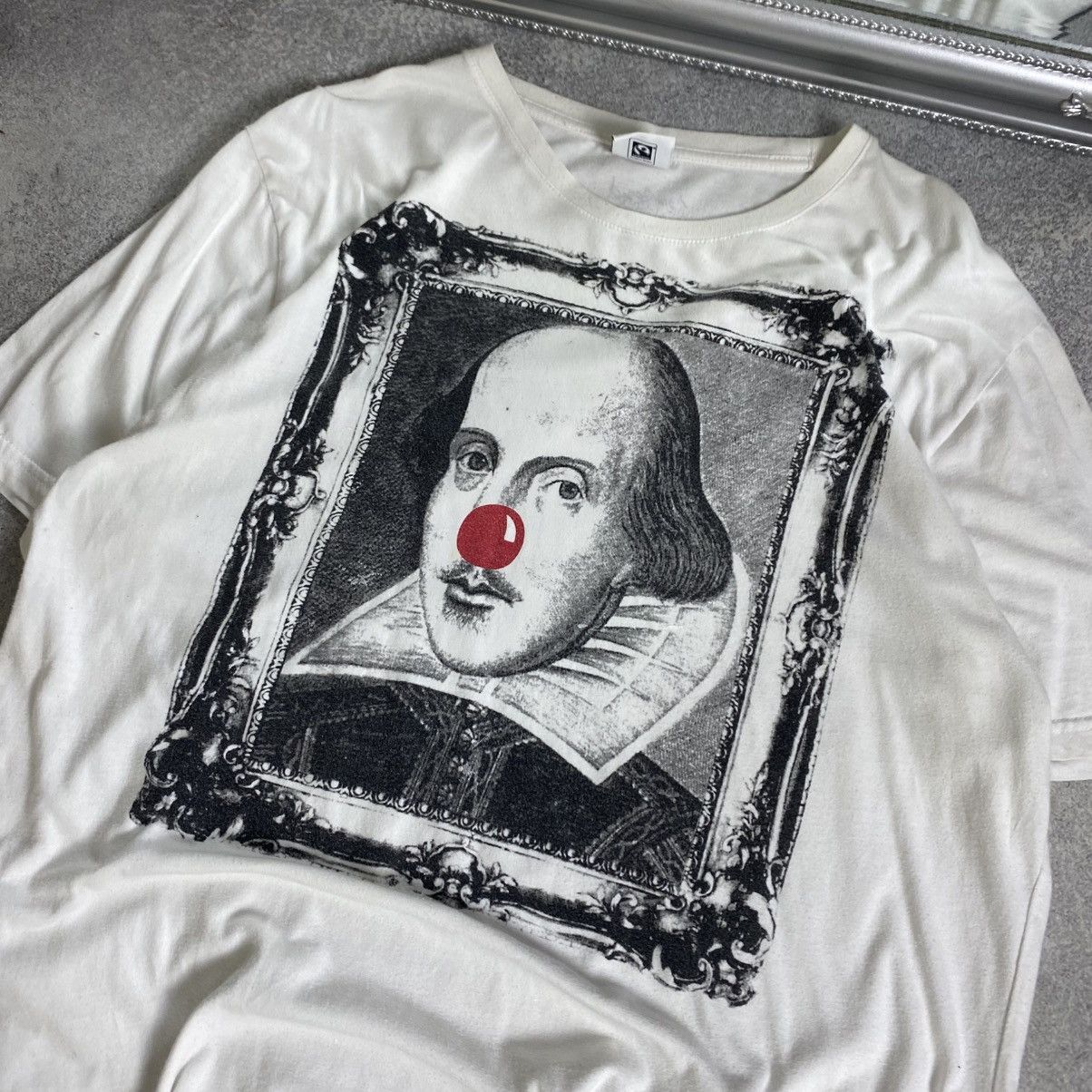 Vivienne Westwood Vivienne Westwood T-shirt Vintage big Logo Size US L / EU 52-54 / 3 - 3 Thumbnail