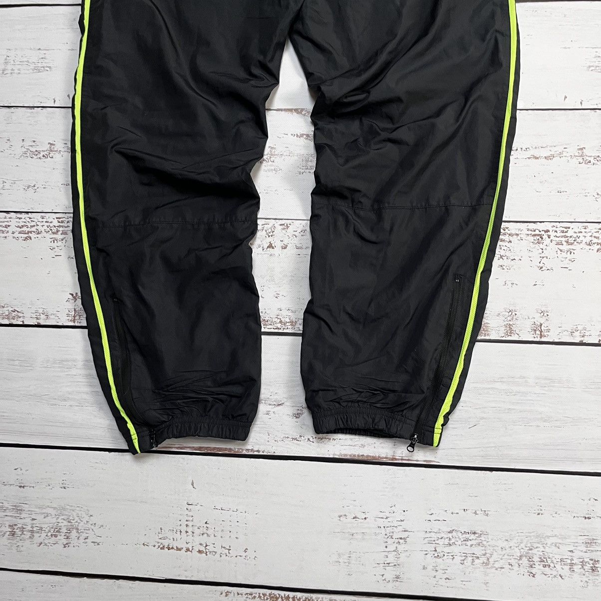 Nike × Vintage Nike Vintage Track Pants Nylon Y2K Drill Streetwear Swoosh Size US 36 / EU 52 - 7 Thumbnail