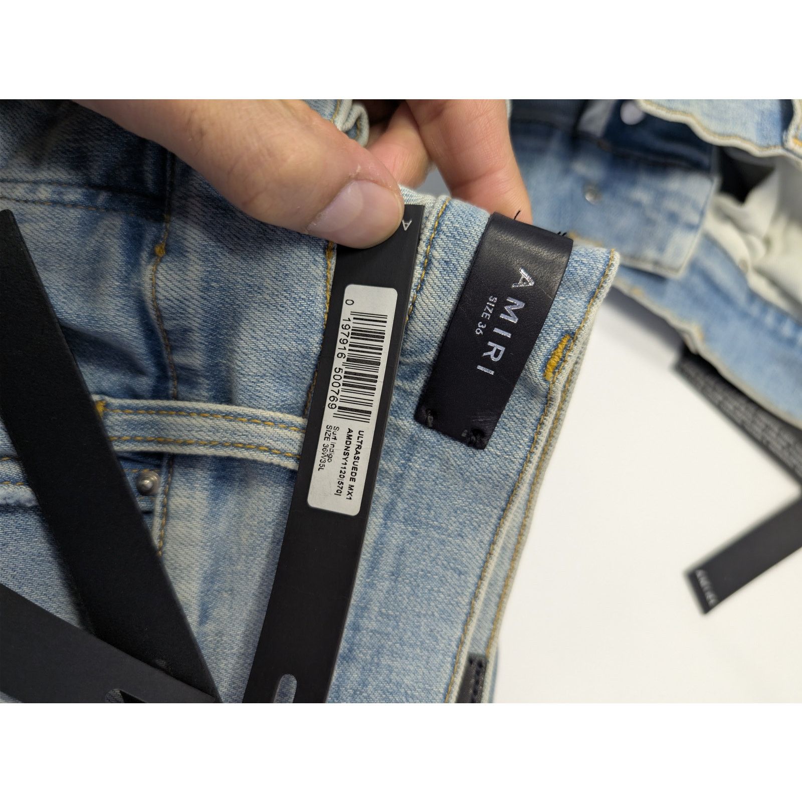 Amiri o1rshd1 Ultrasuede MX1 Denim Jeans in Surf Indigo Blue Size US 36 / EU 52 - 23 Thumbnail