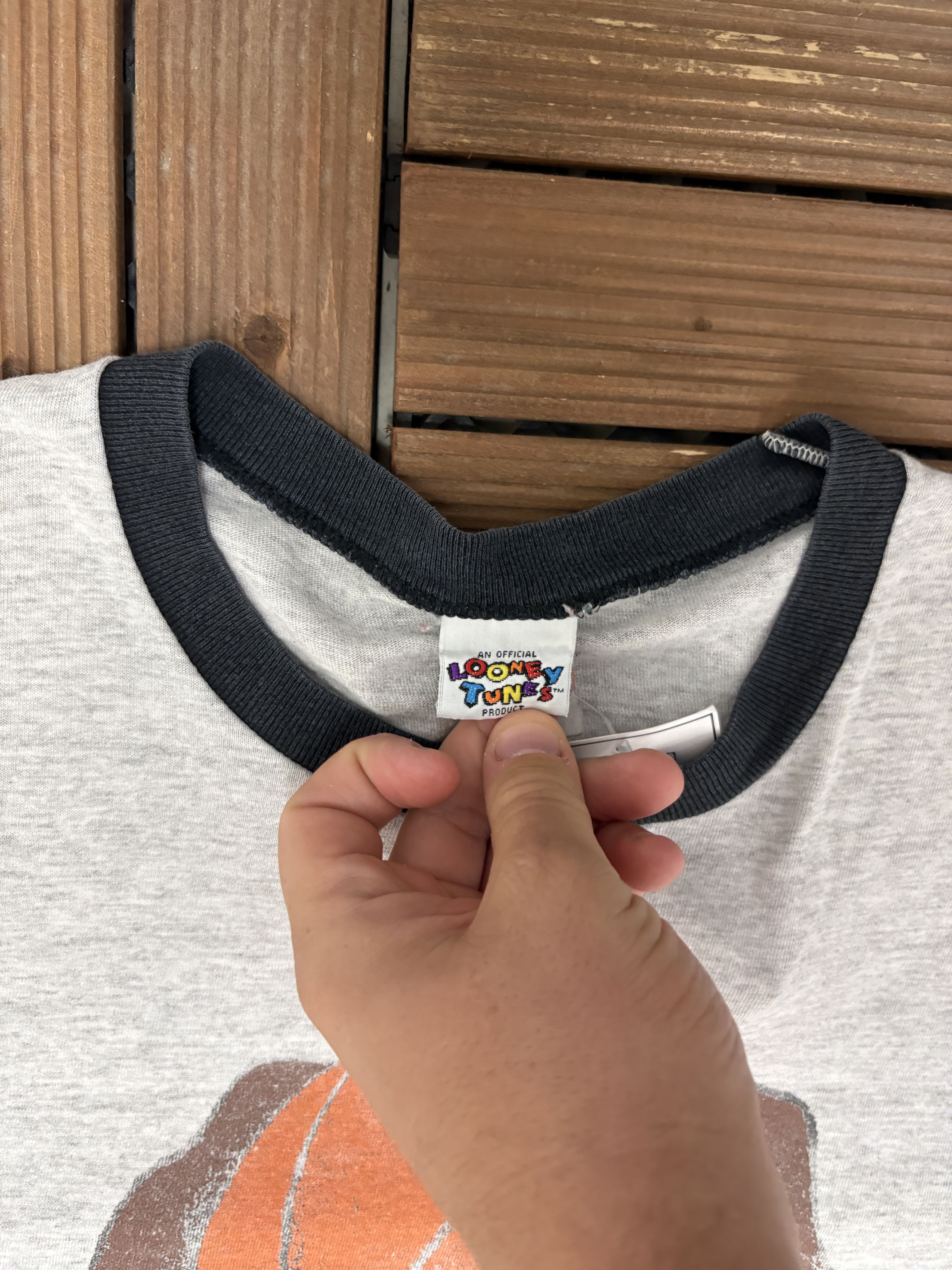 Vintage Taz Look Out I'm In A Foul Mood Vintage Grey T-Shirt Tee Size US XL / EU 56 / 4 - 4 Thumbnail