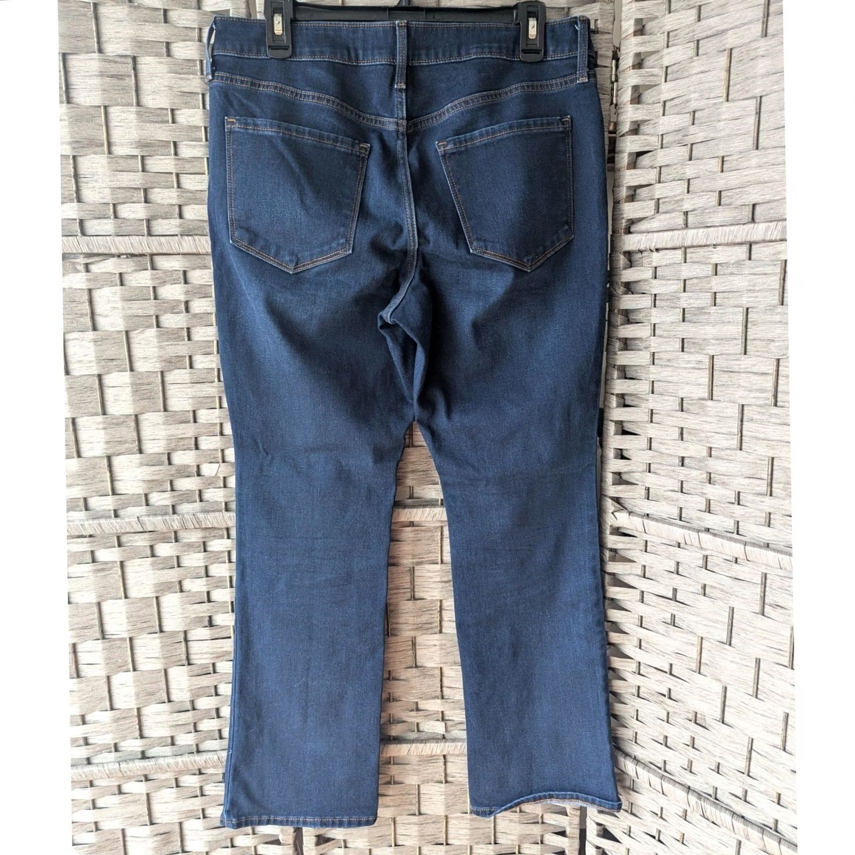 Old Navy Old Navy Kicker Boot-Cut Jeans Womens 12 Tall Mid-Rise Dark Wash Denim Indigo Boots-cut? Size 34" / US 12 / IT 48 - 3 Thumbnail