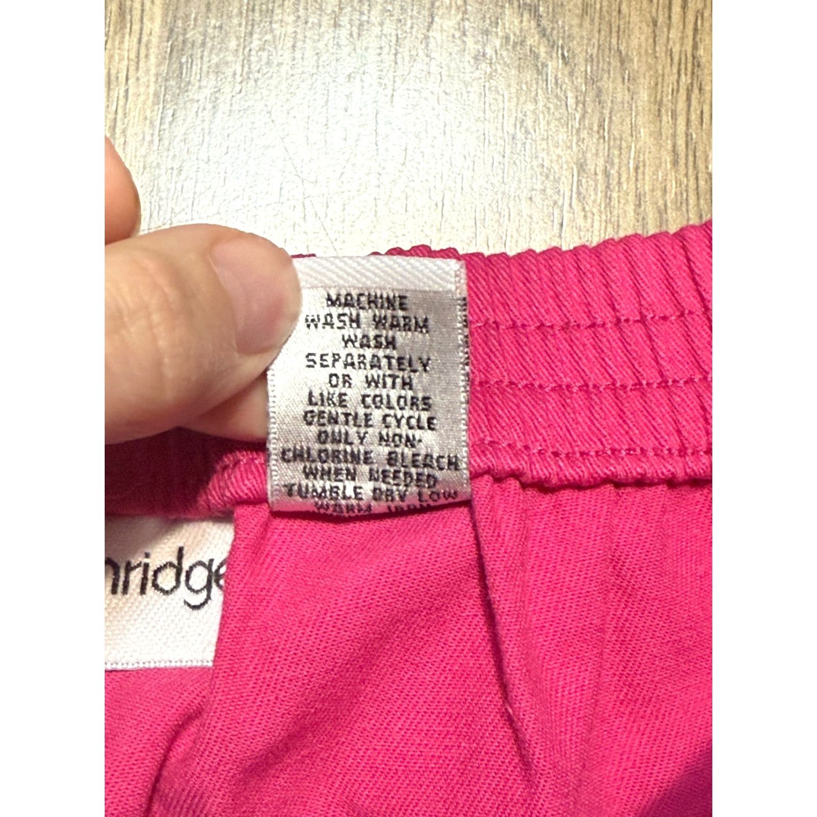 Vintage Breckenridge Pants Women’s 12 Pink Pull On Capris NWT Regular Rise 21 In Inseam 21 in Cotton Blend Straight Style Capris NWT Size 34" / US 12 / IT 48 - 7 Thumbnail