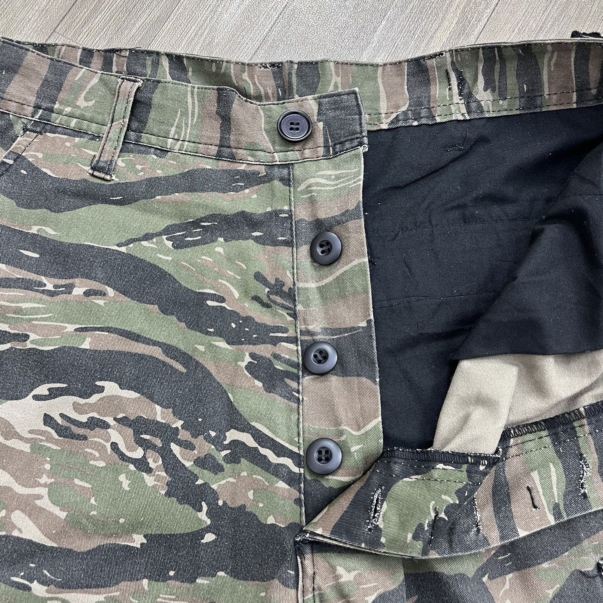 Vintage Vintage Rotcho BDU Camouflage Tiger Stripe Cargo Pants Size US 33 - 8 Thumbnail