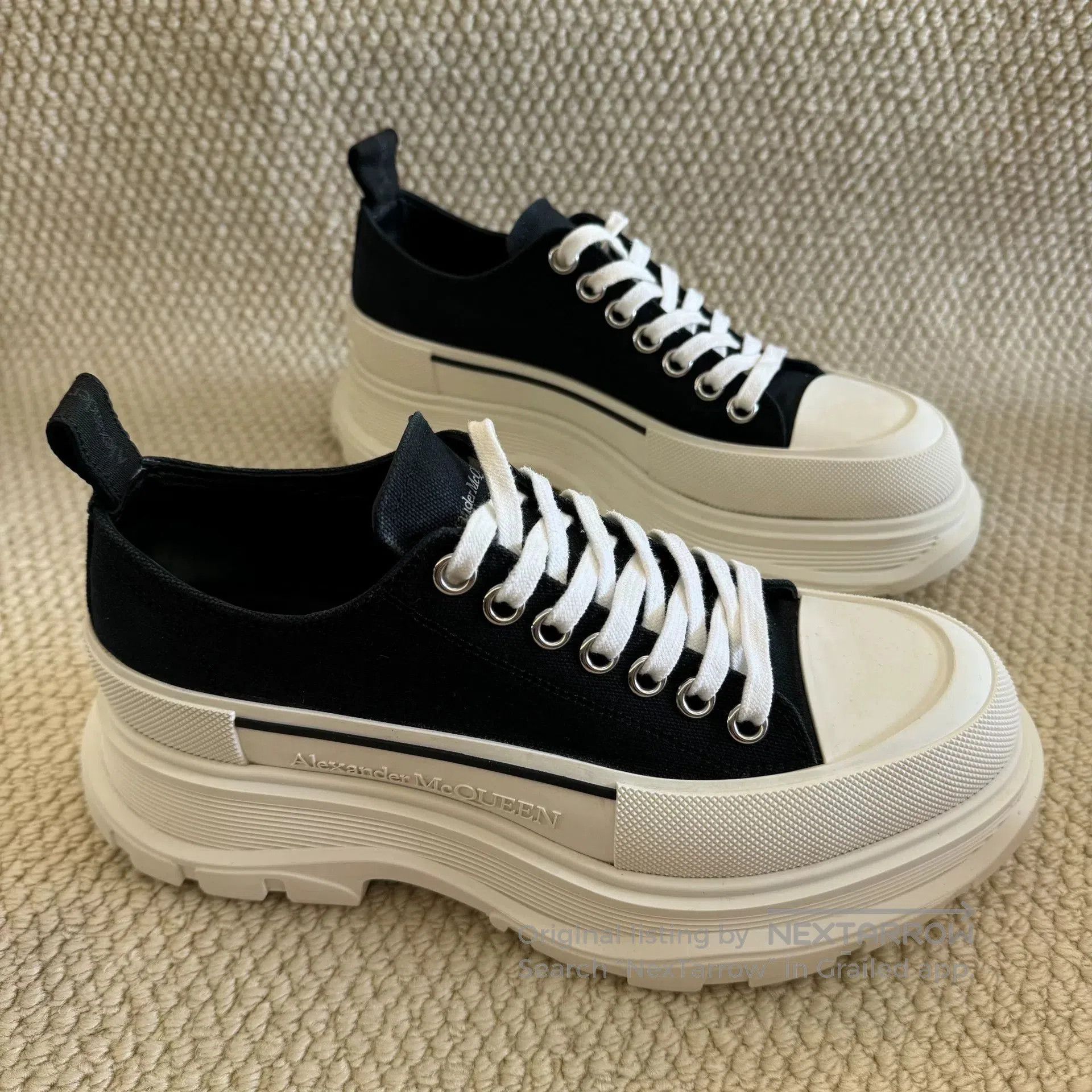 Alexander McQueen alexander mcqueen tread slick black and white boots. Size US 8 / EU 41 - 3 Thumbnail