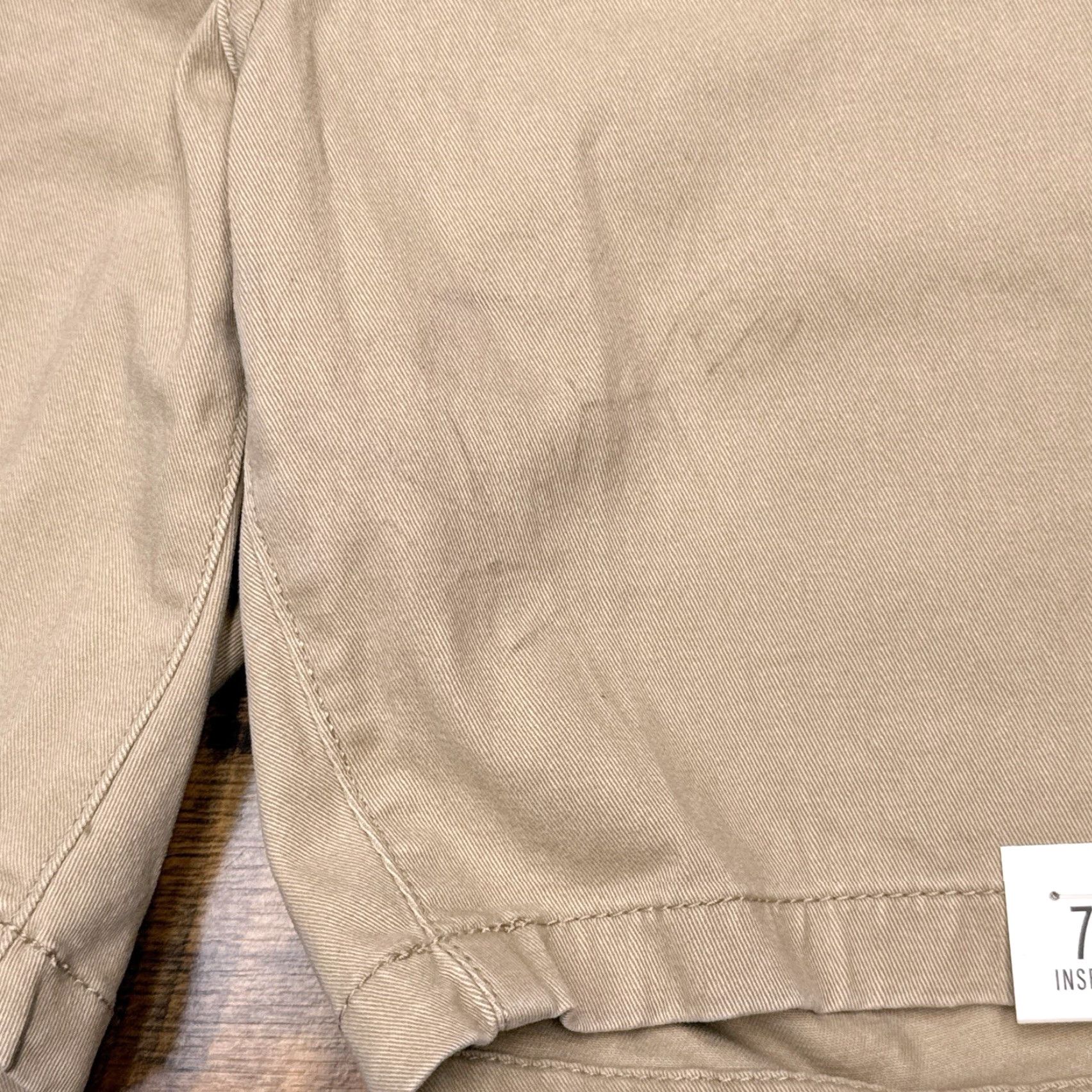 Vintage Ana a.n.a Mid Rise Midi Short Womens 2 Brown Cotton Spandex Twill Stretch Chino Zip Casual 6.5 In Inseam Womens Size 26" / US 2 / IT 38 - 6 Thumbnail