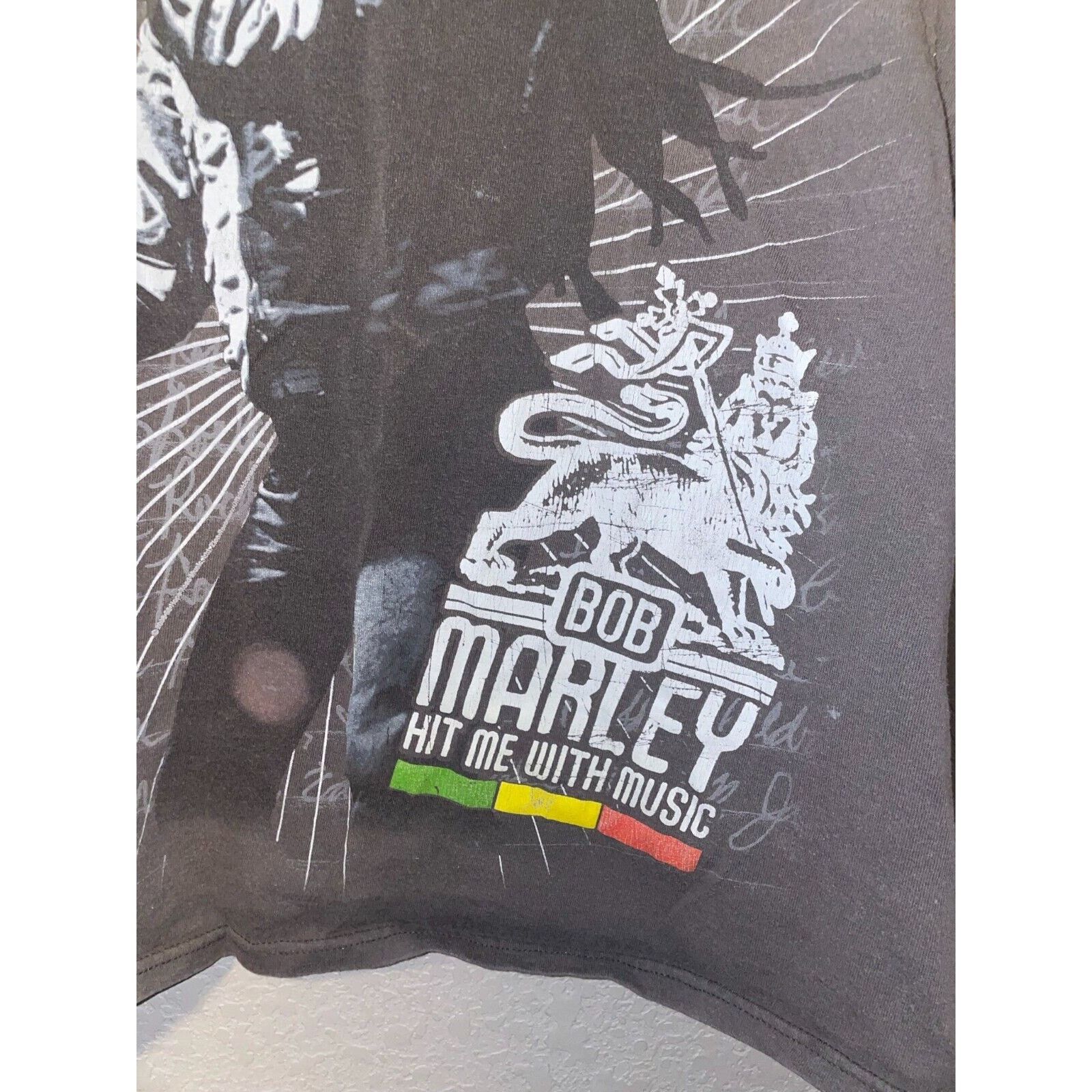 Zion Rootswear Y2K Bob Marley Hit me With Music Reggae Graphic Shirt Size US L / EU 52-54 / 3 - 5 Thumbnail