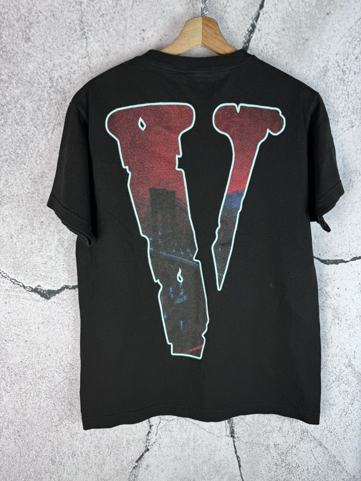 Rap Tees Pop Smoke x Vlone Smoke Wraith Black T-shirt Large Size US M / EU 48-50 / 2 - 2 Thumbnail