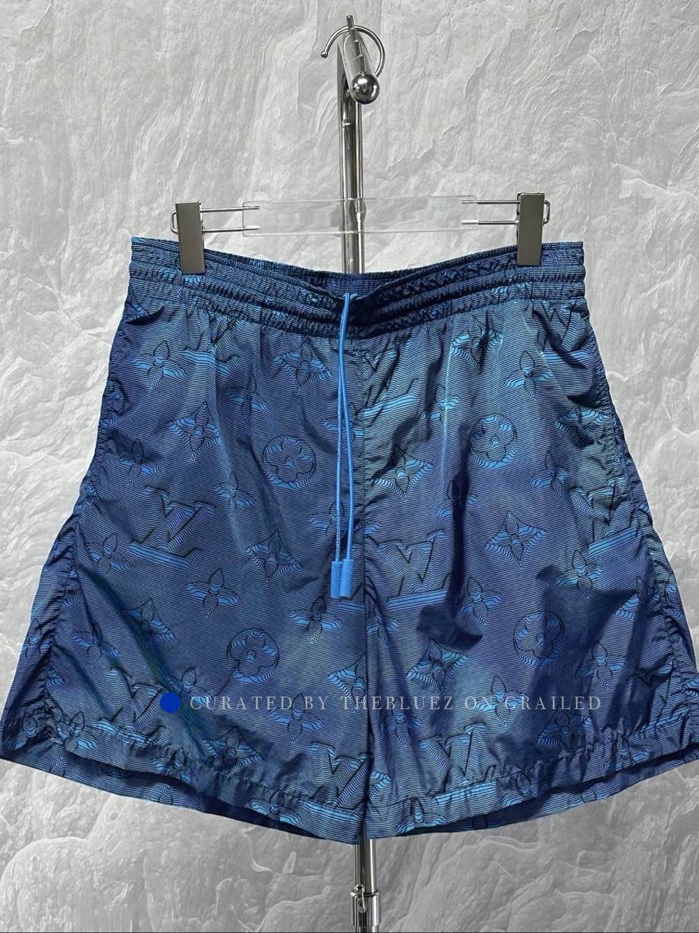 Louis Vuitton Blue Patterned Shorts with Drawstring - Size 32 Size US 32 / EU 48 - 1 Thumbnail