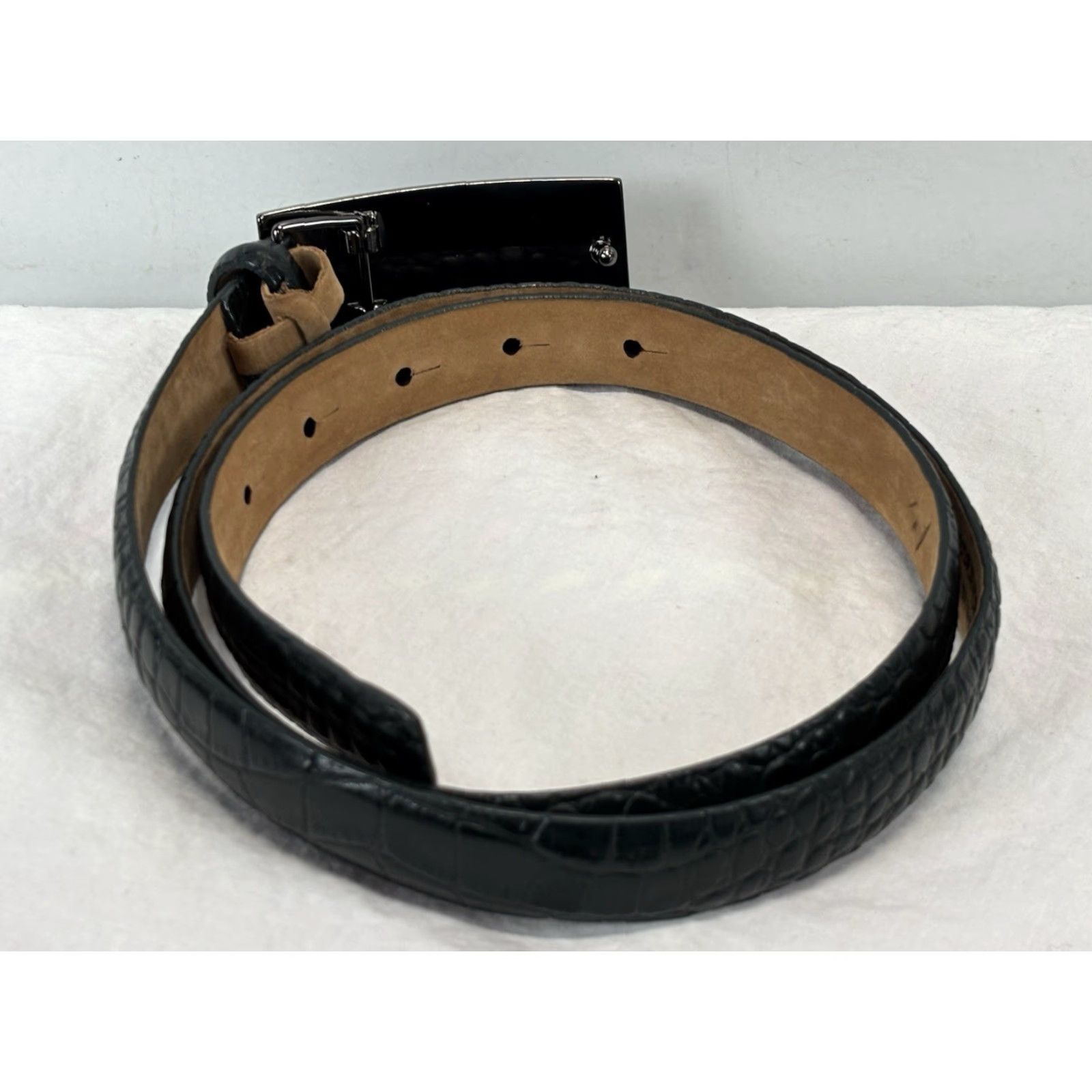 Vintage WORTH Belt Women Large Leather Croc Embossed 34”-38” Made In USA Black Size ONE SIZE - 3 Thumbnail