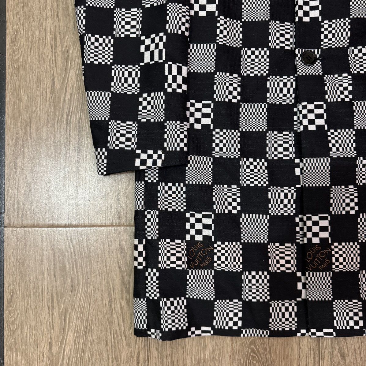Louis Vuitton Louis Vuitton Damier Car Coat Size US L / EU 52-54 / 3 - 6 Thumbnail