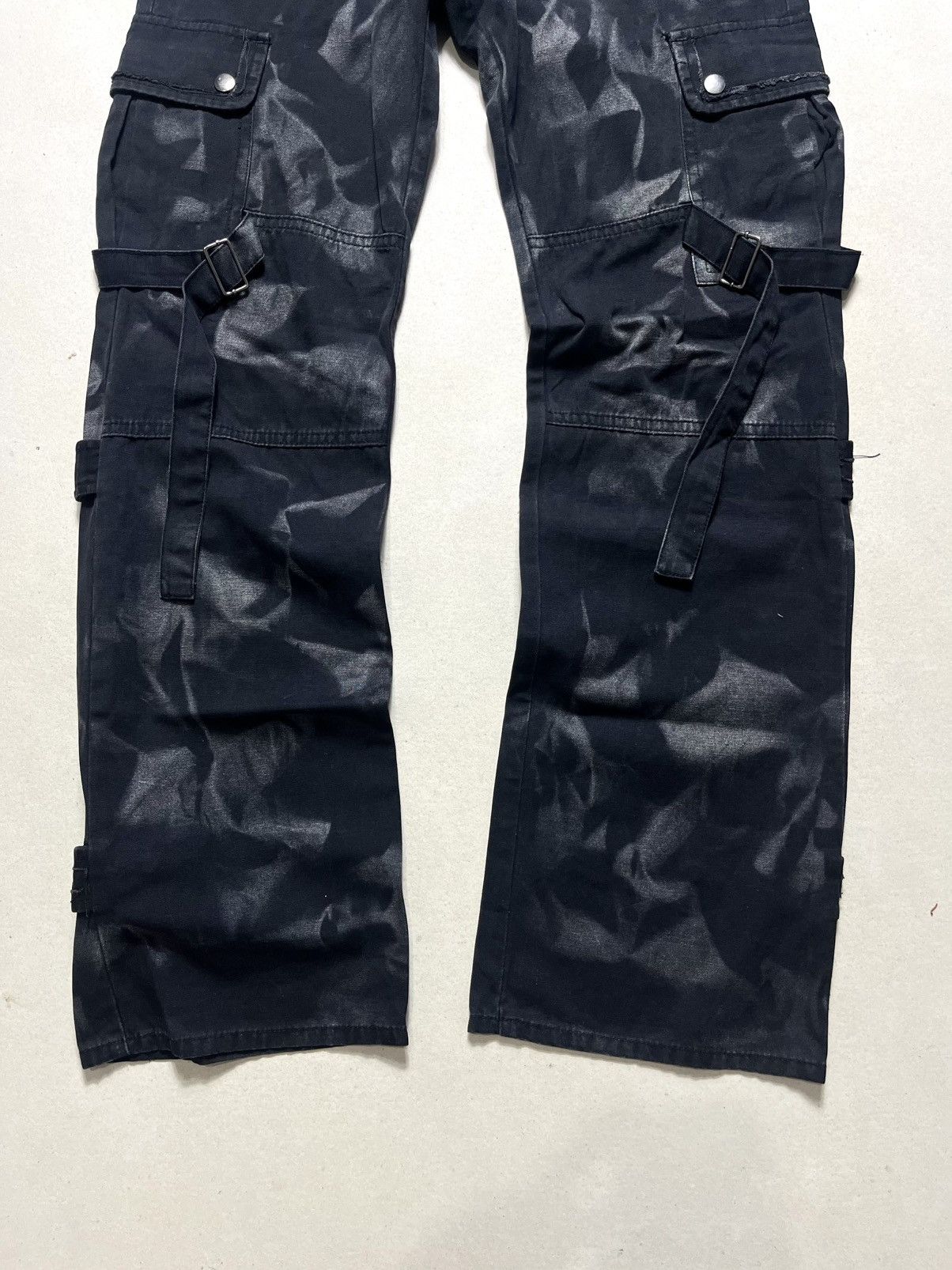 Le Grande Bleu (L.G.B.) 💸ACCEPT BINDING💸 Xrfm bleach bondage denim pant Size US 30 / EU 46 - 3 Thumbnail