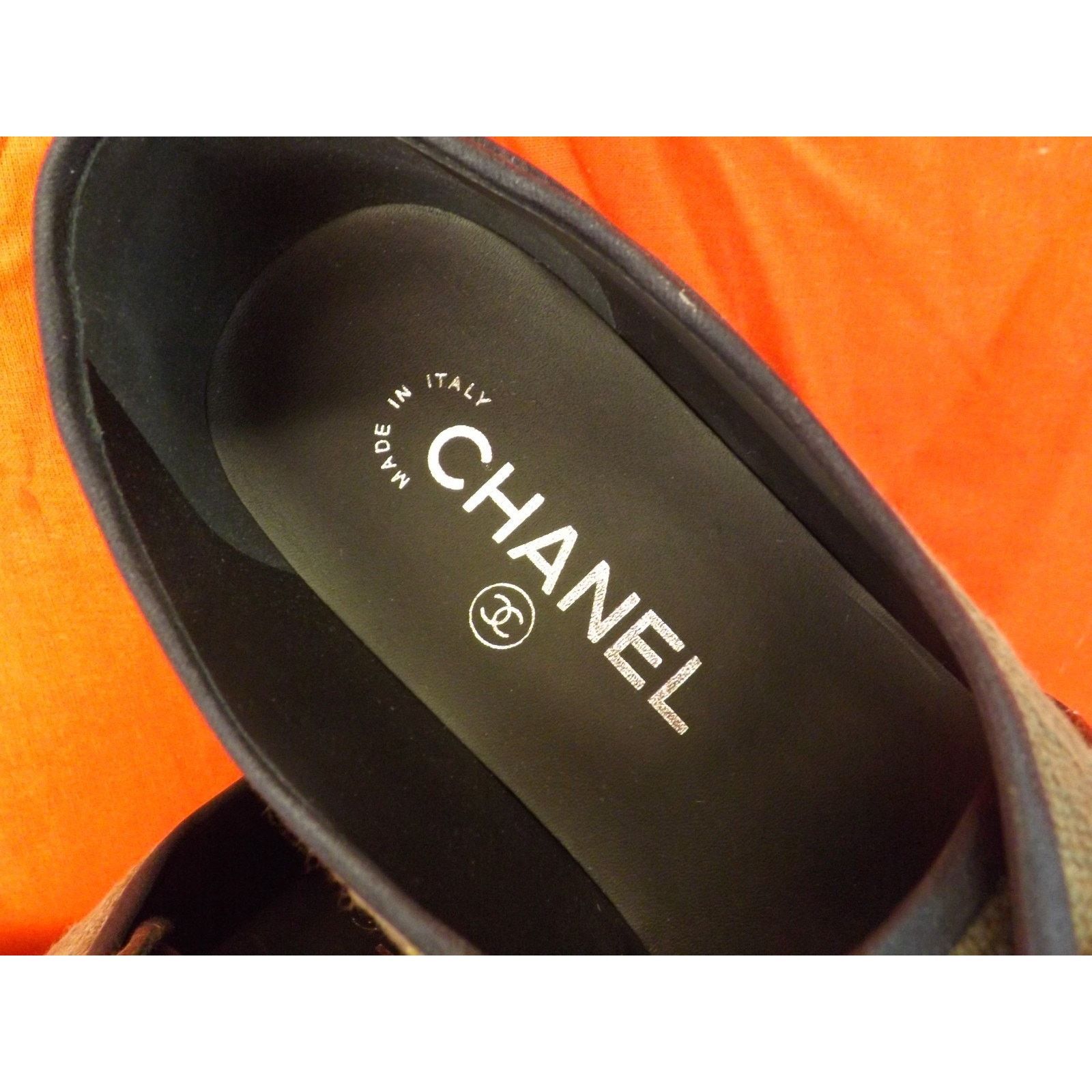 Chanel CHANEL GREEN BLACK CANVAS PEARLS CC ESPADRIL OXFORDS FLAT 40 Size US 10 / IT 40 - 8 Thumbnail