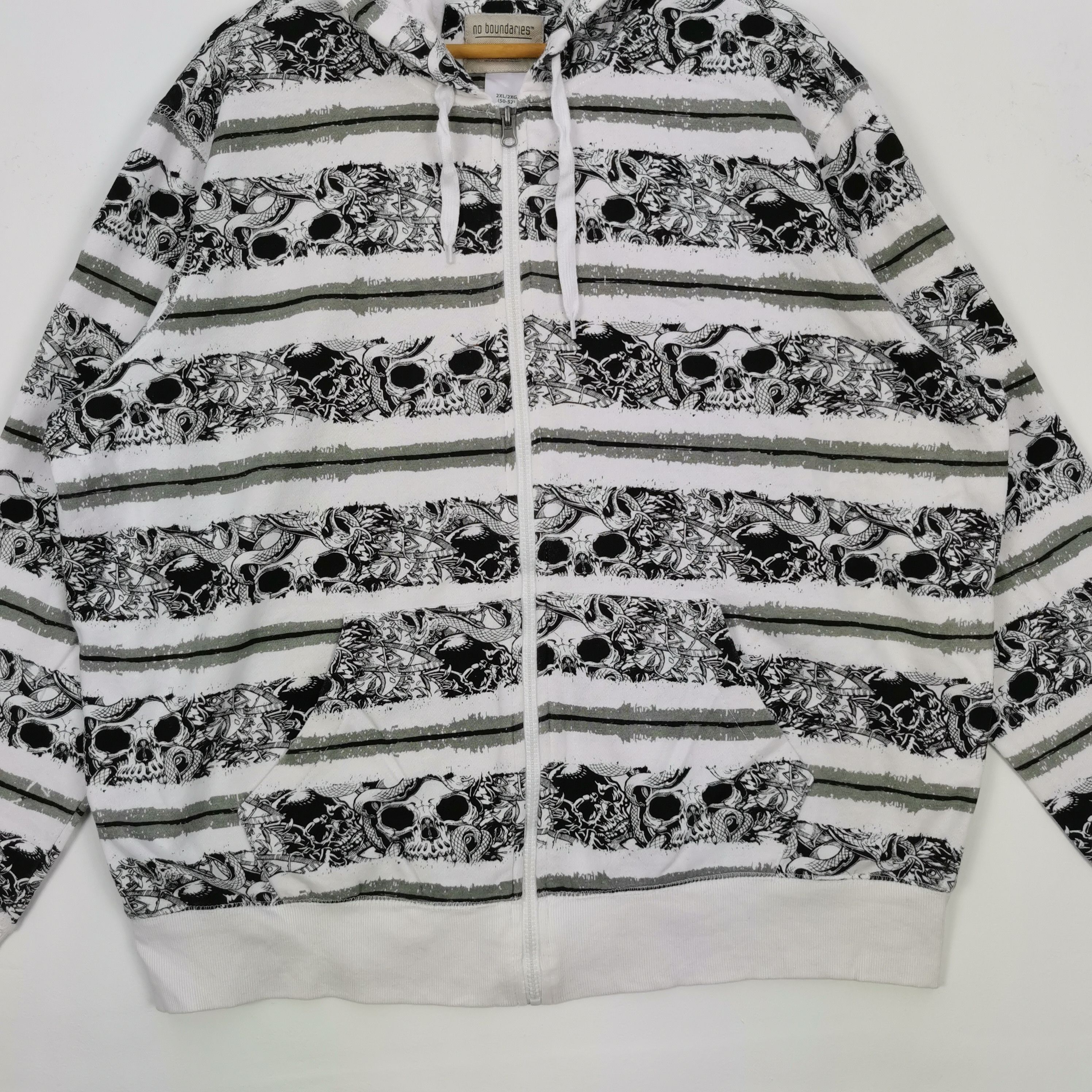 Japanese Brand Vintage 90s Skulls Dragon Hoodie Sweater Zipper SOLD Size US XXL / EU 58 / 5 - 3 Thumbnail