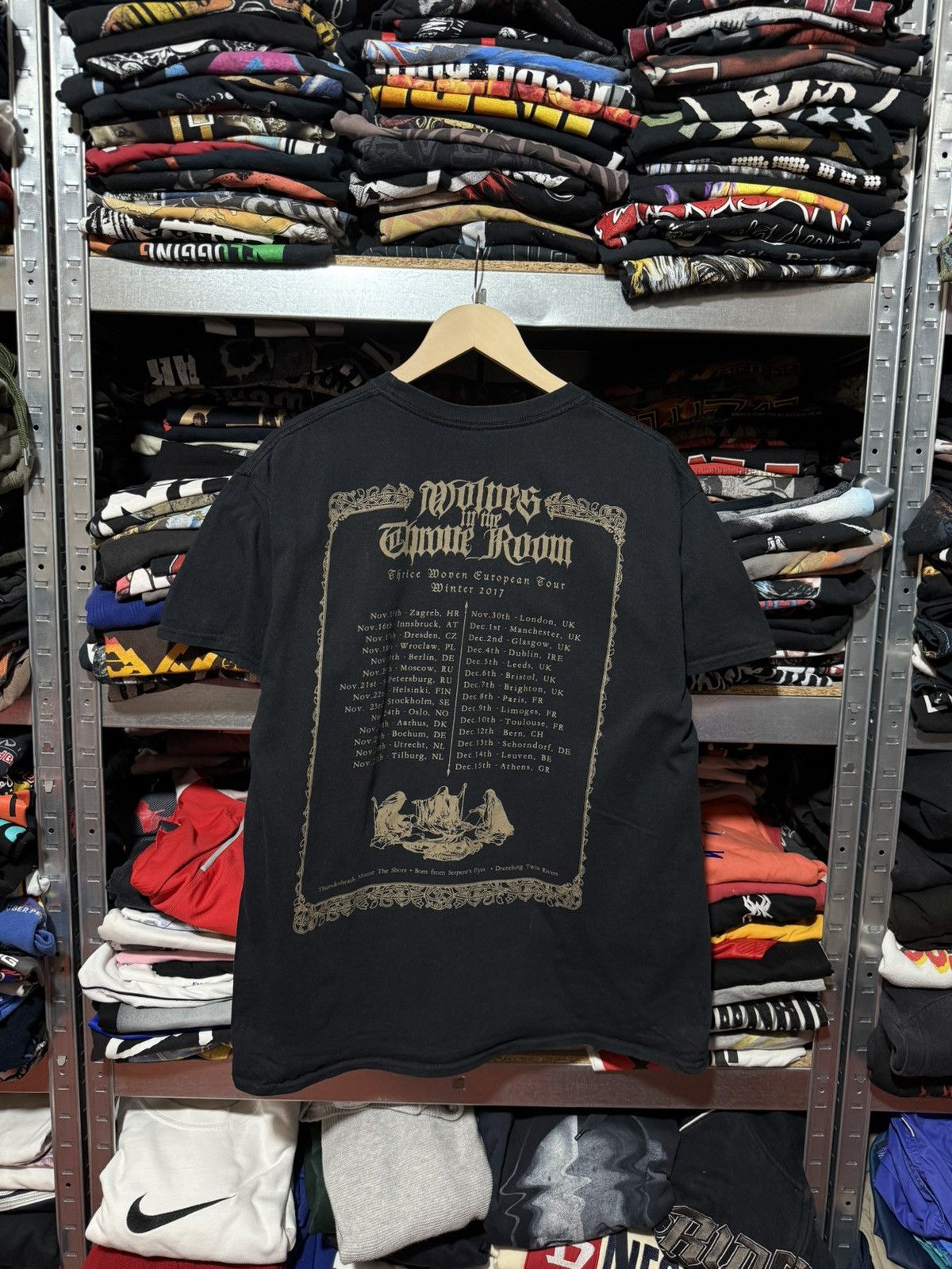 Band Tees RARE WOLVES IN THE THRONE ROOM EUROPEAN TOUR 2017 T-SHIRT Size US L / EU 52-54 / 3 - 2 Thumbnail