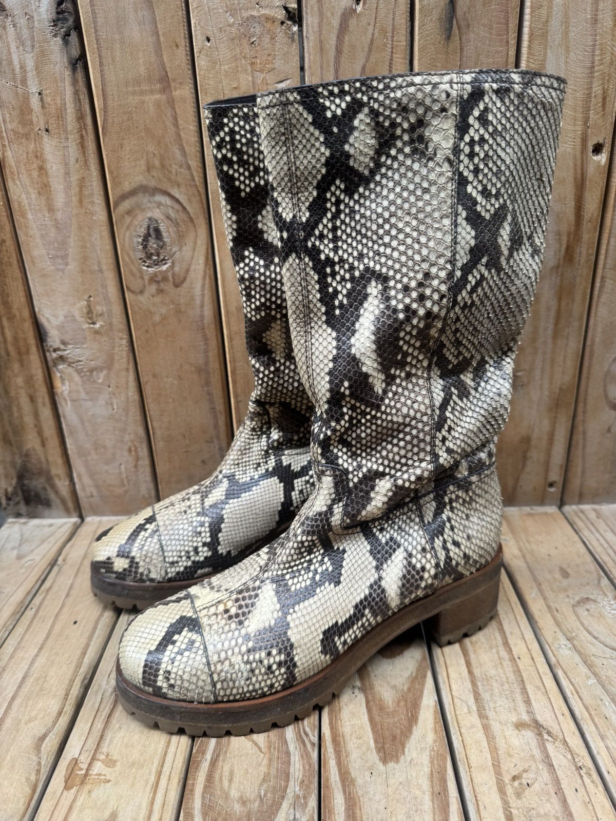 Prada Prada Milano exotic Snake skin Pull on leather boots EUR 38 Size US 8 / IT 38 - 24 Thumbnail