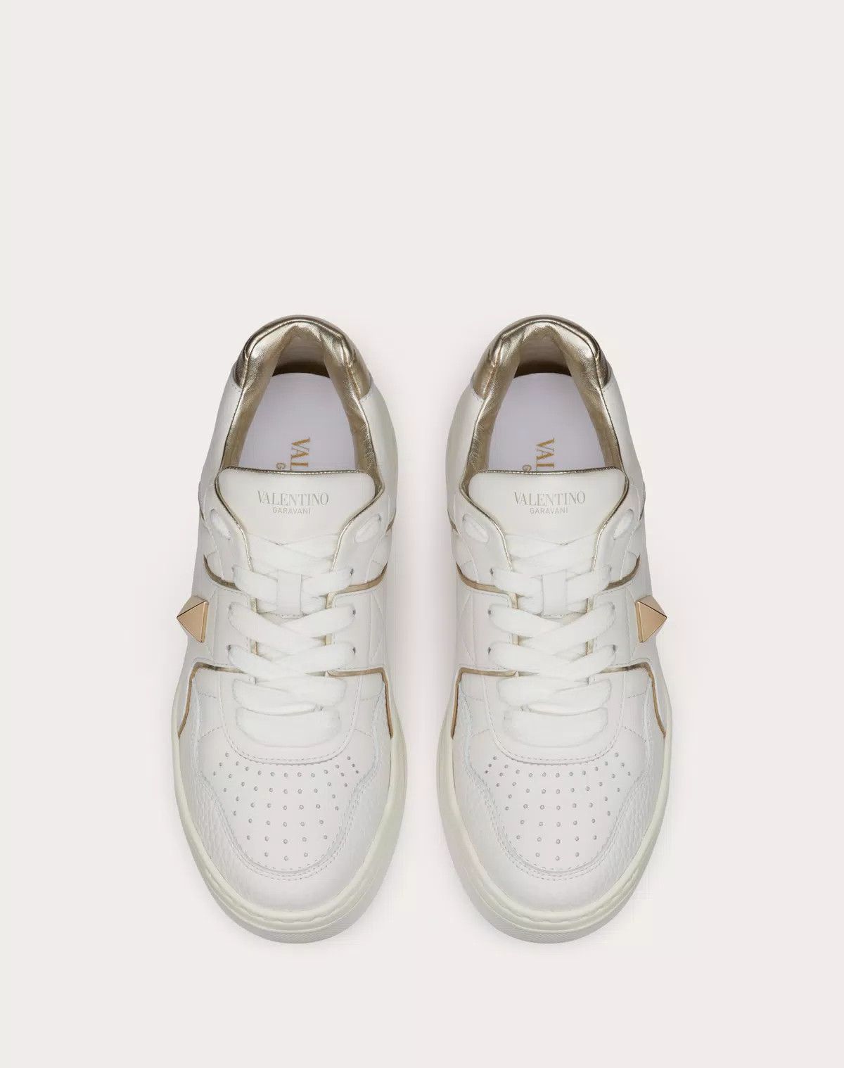 Valentino o1s1wg110625 One Stud Low-Top Calfskin Sneaker in White Size US 5.5 / IT 35.5 - 4 Thumbnail