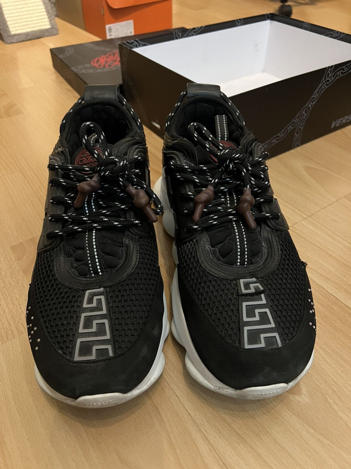 Versace Versace Chain reaction Sneakers Size US 10.5 / EU 43-44 - 2 Thumbnail